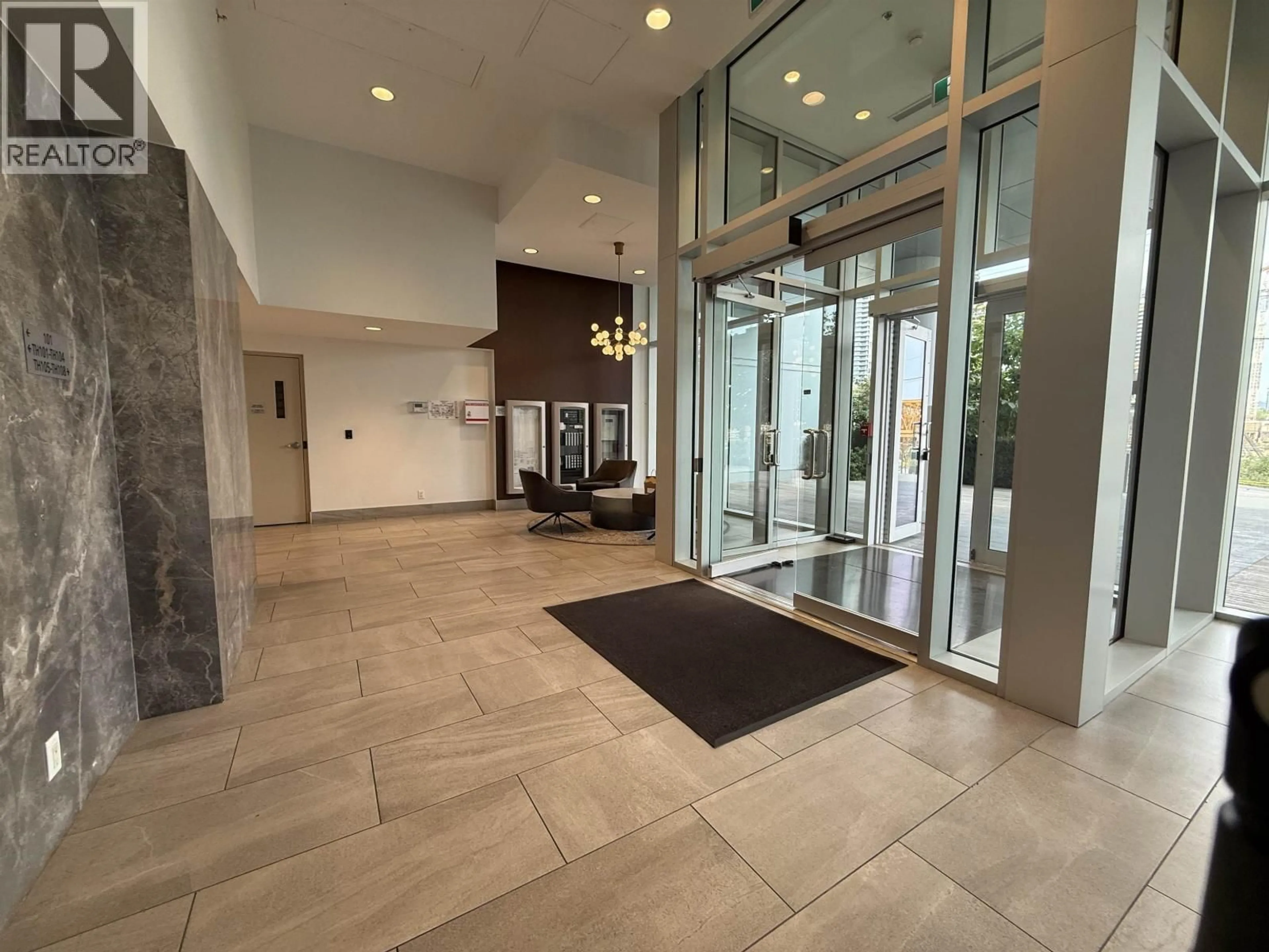 Indoor foyer for TH104 - 2351 BETA AVENUE, Burnaby British Columbia V5C0M2