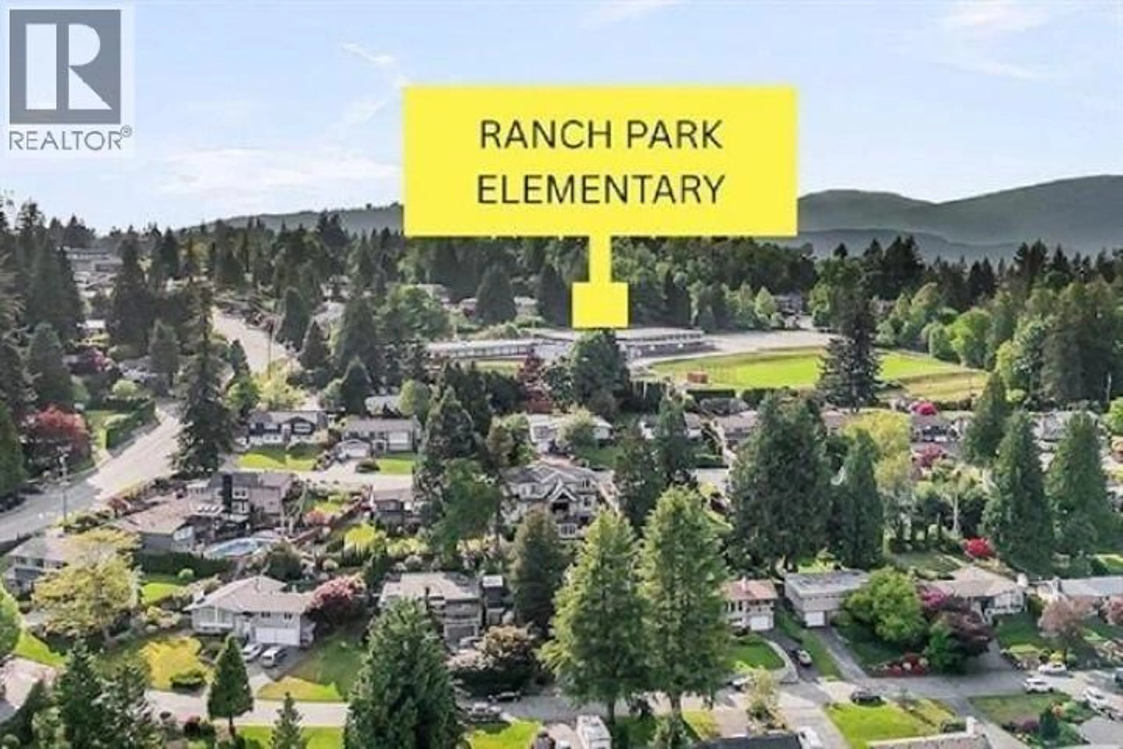 A pic from outside/outdoor area/front of a property/back of a property/a pic from drone, mountain view for 3004 STARLIGHT WAY, Coquitlam British Columbia V3C3P6