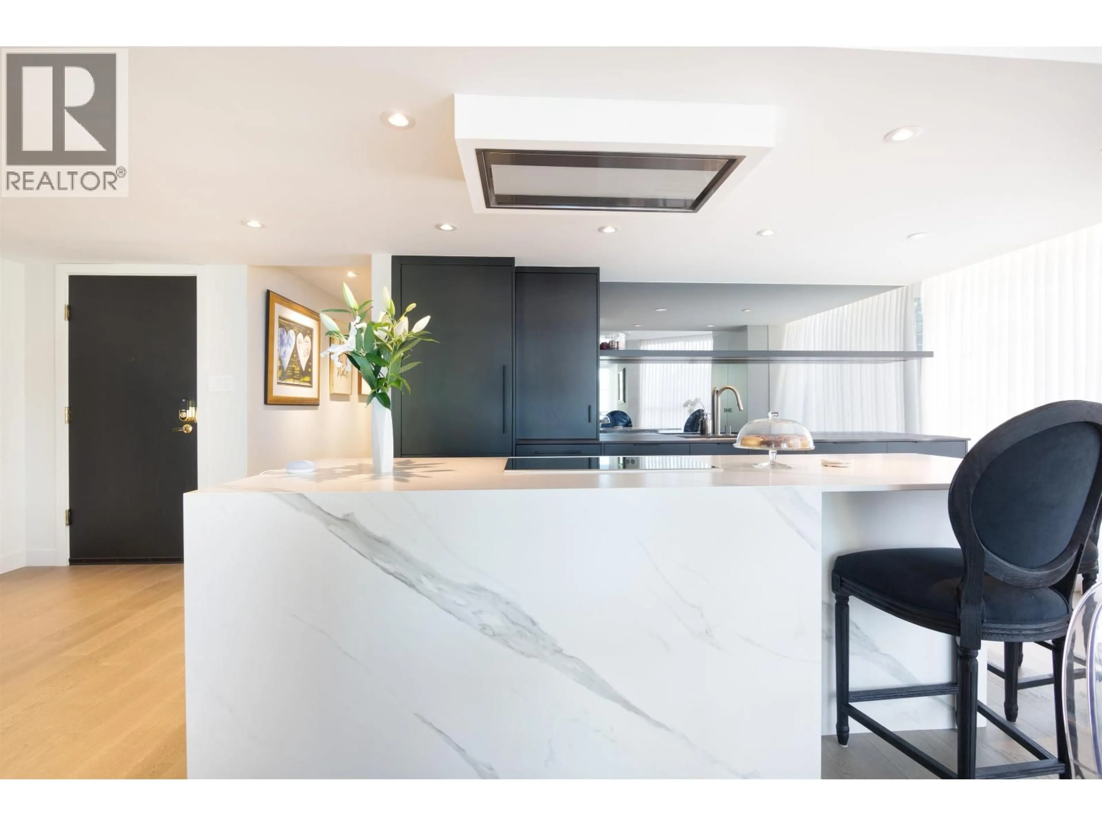 Contemporary kitchen, unknown for 1001 - 717 JERVIS STREET, Vancouver British Columbia V6E4L5