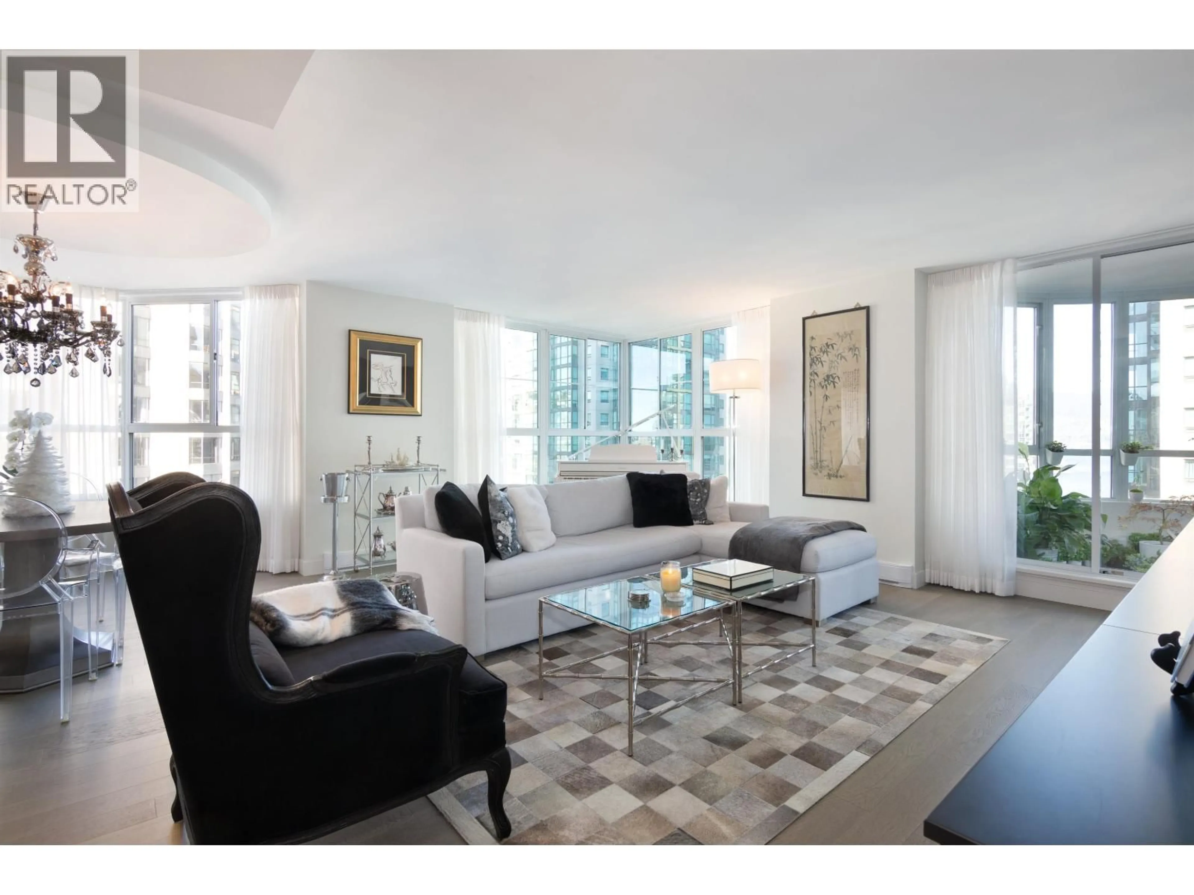 Living room with furniture, unknown for 1001 - 717 JERVIS STREET, Vancouver British Columbia V6E4L5