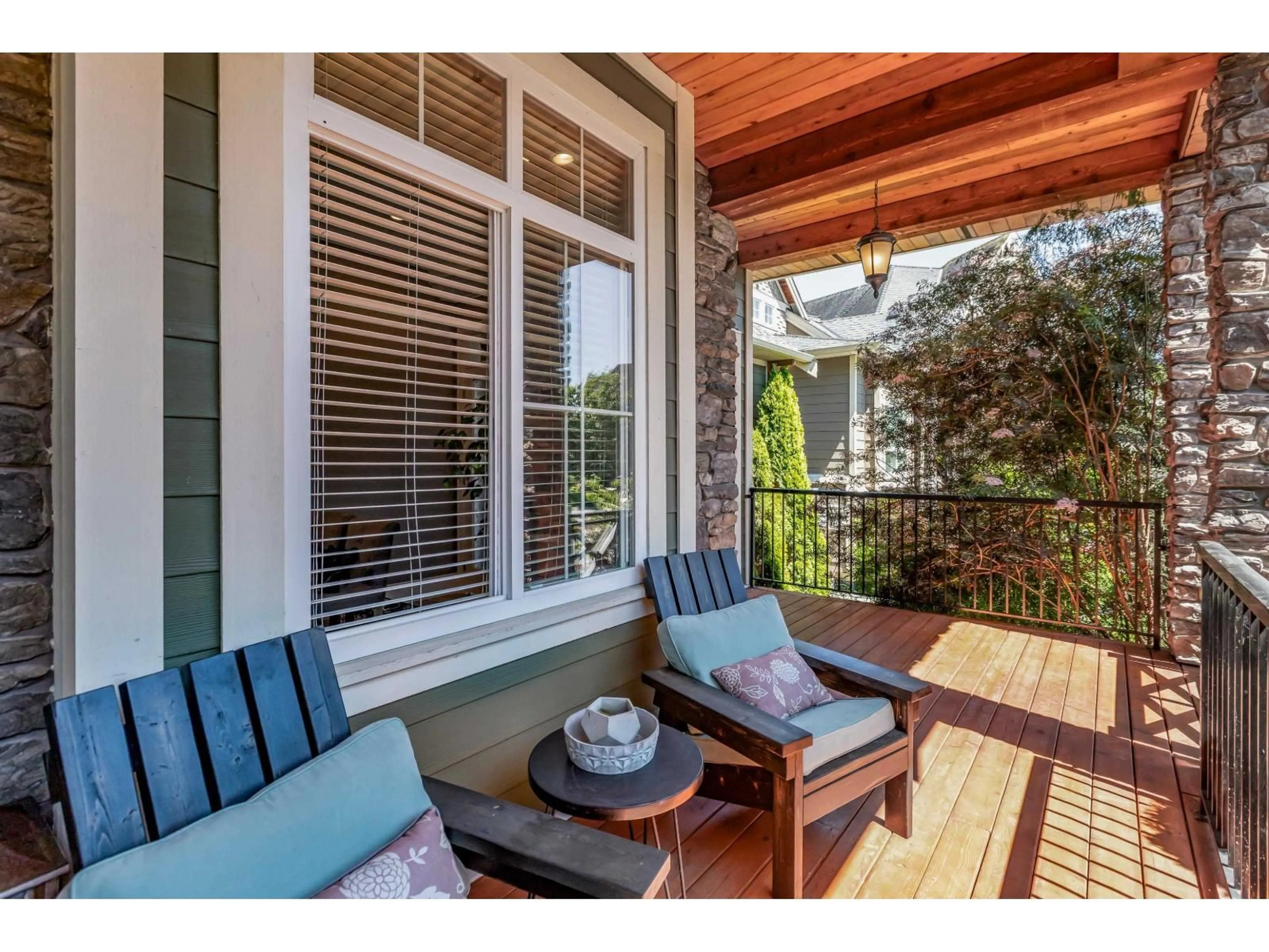 Patio, unknown for 17421 1A, Surrey British Columbia V3S9P9