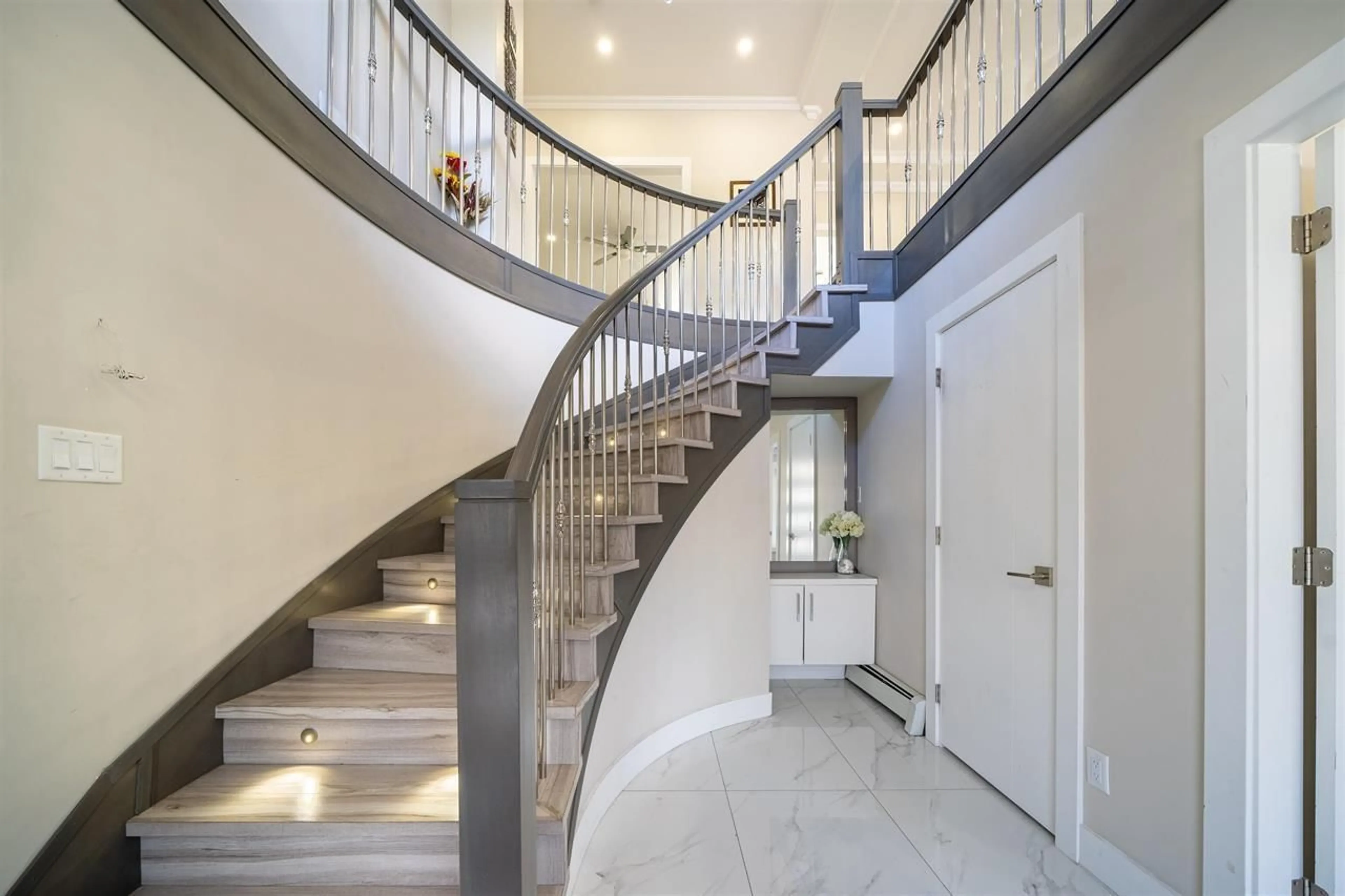 Stairs for 6618 130, Surrey British Columbia V3W4J3