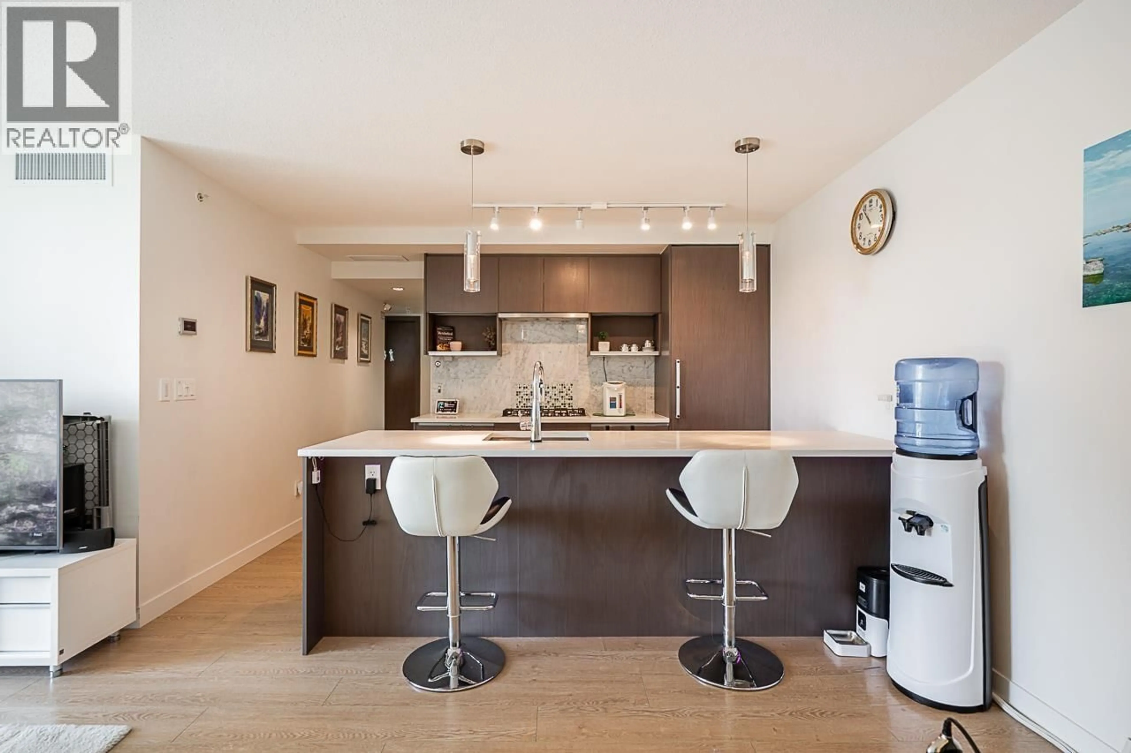 Contemporary kitchen, unknown for 1031 - 8988 PATTERSON ROAD, Richmond British Columbia V6X0R2