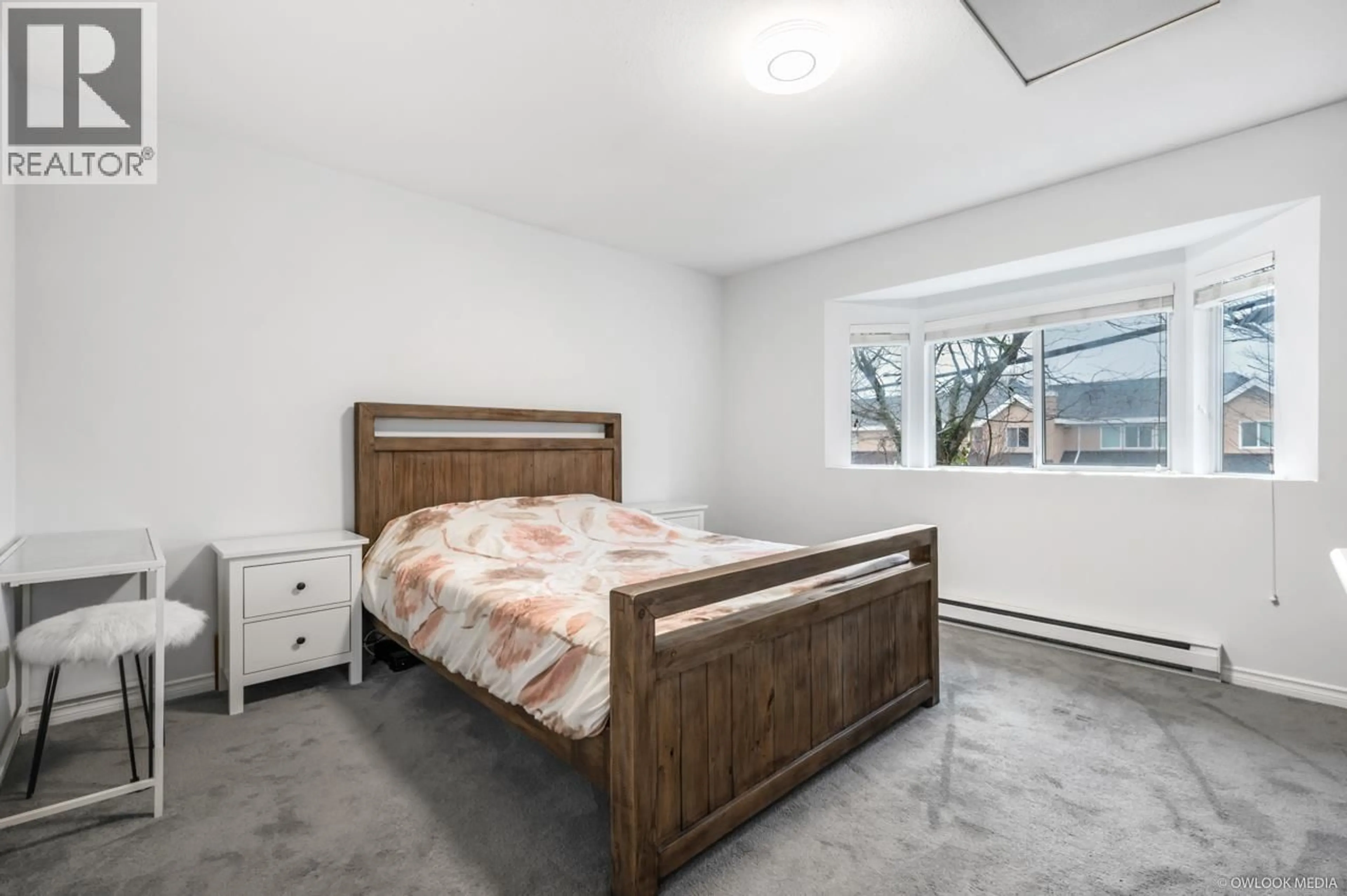 Bedroom with bed, unknown for 24 - 8780 BENNETT ROAD, Richmond British Columbia V6Y1N7