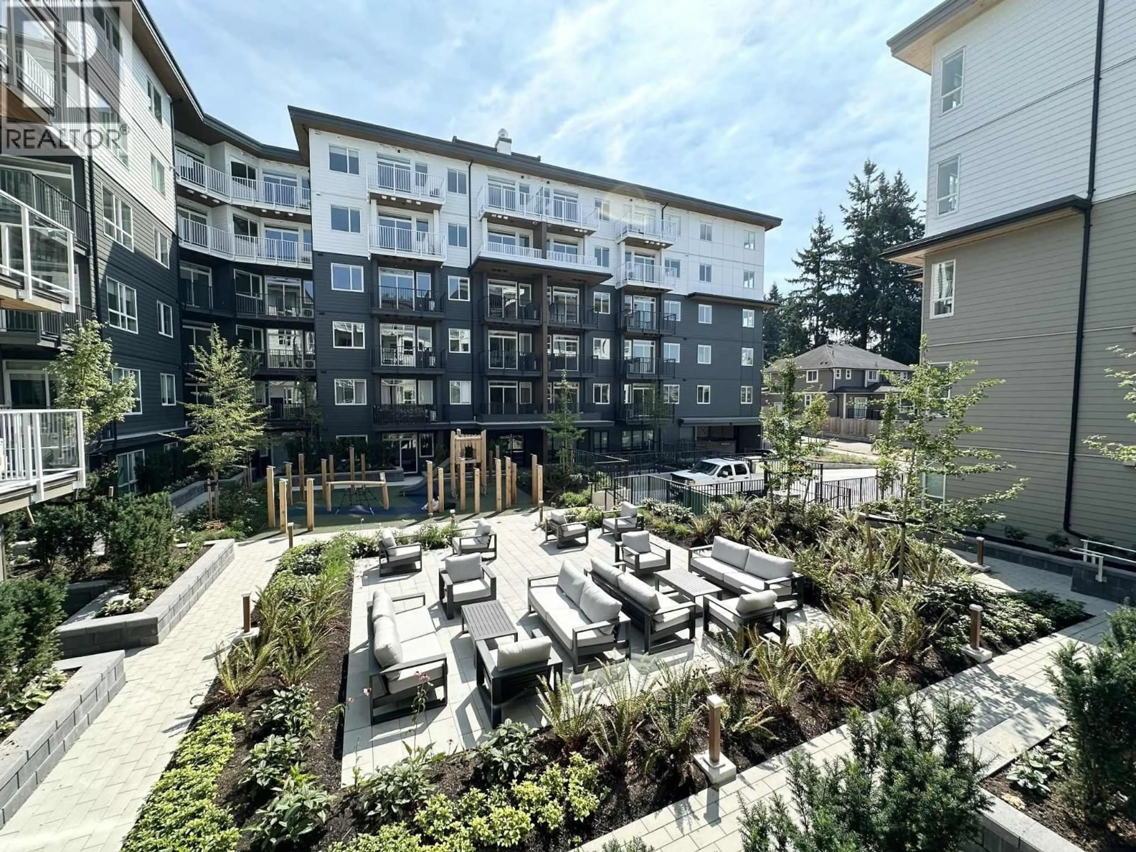 Patio, unknown for 313 - 723 GROVER AVENUE, Coquitlam British Columbia V3J0L9