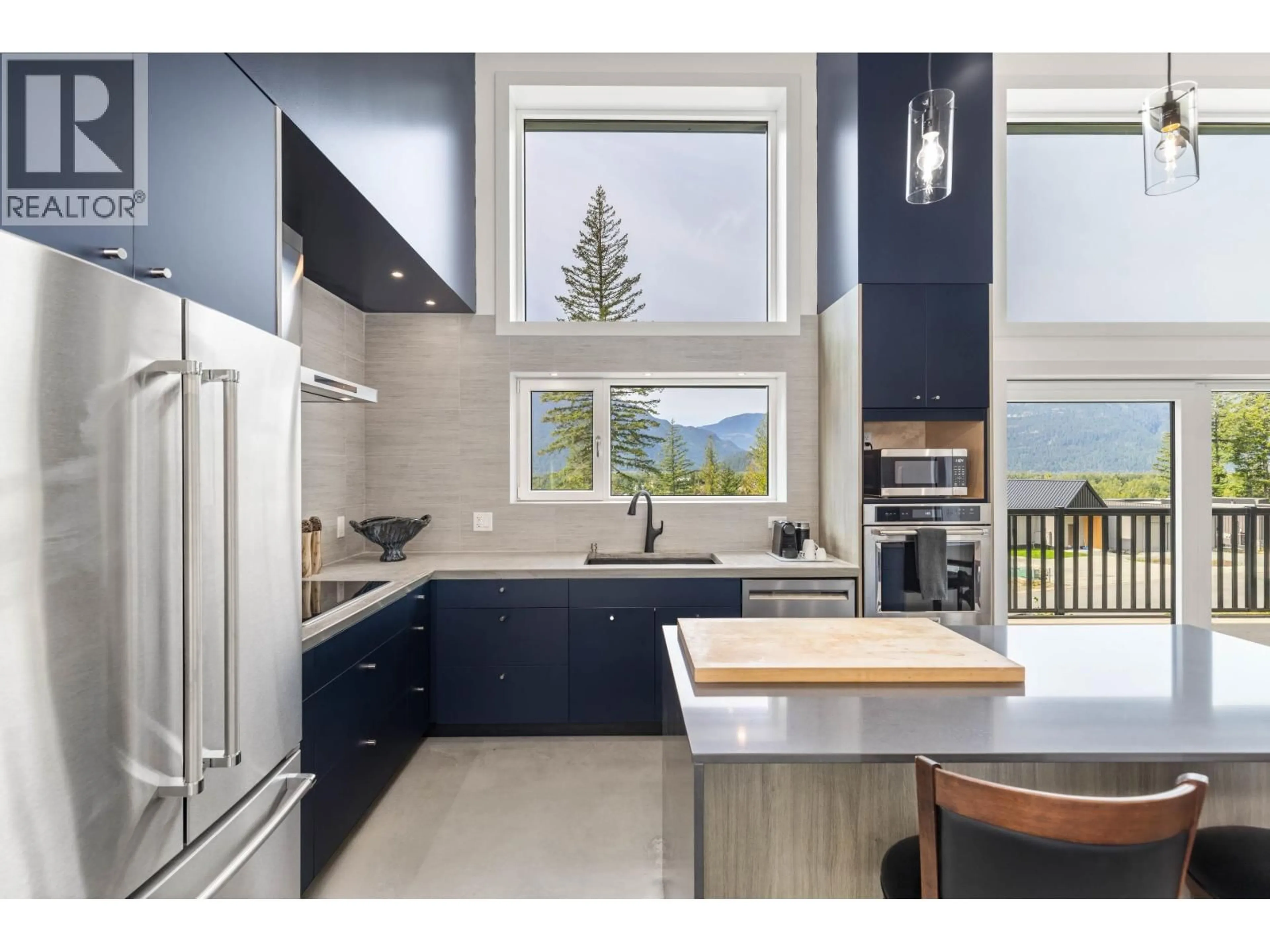 Contemporary kitchen, ceramic/tile floor for 7666 CERULEAN DRIVE, Pemberton British Columbia V0N2L3