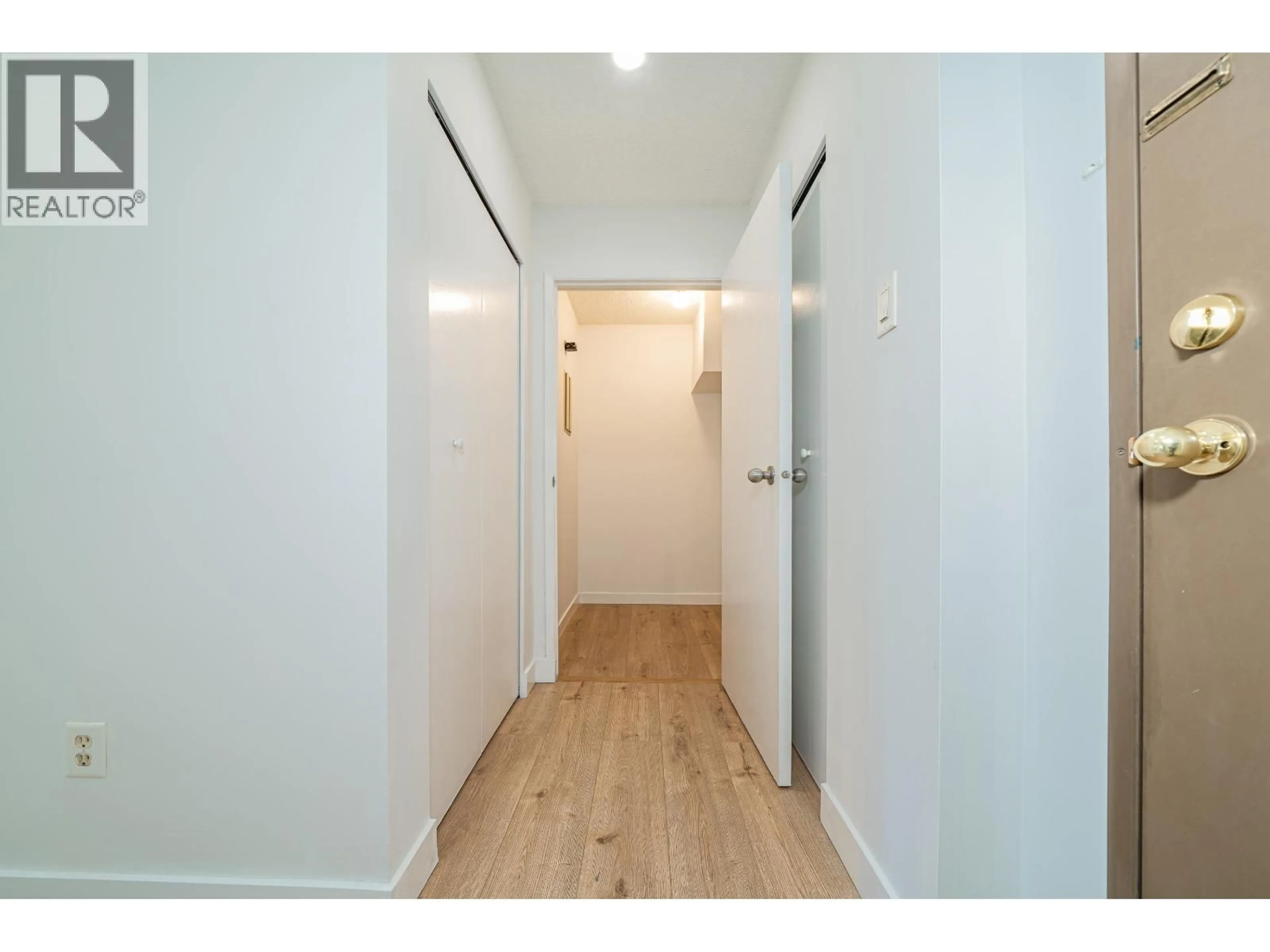 Unknown for 313 - 8460 ACKROYD ROAD, Richmond British Columbia V6X3E9