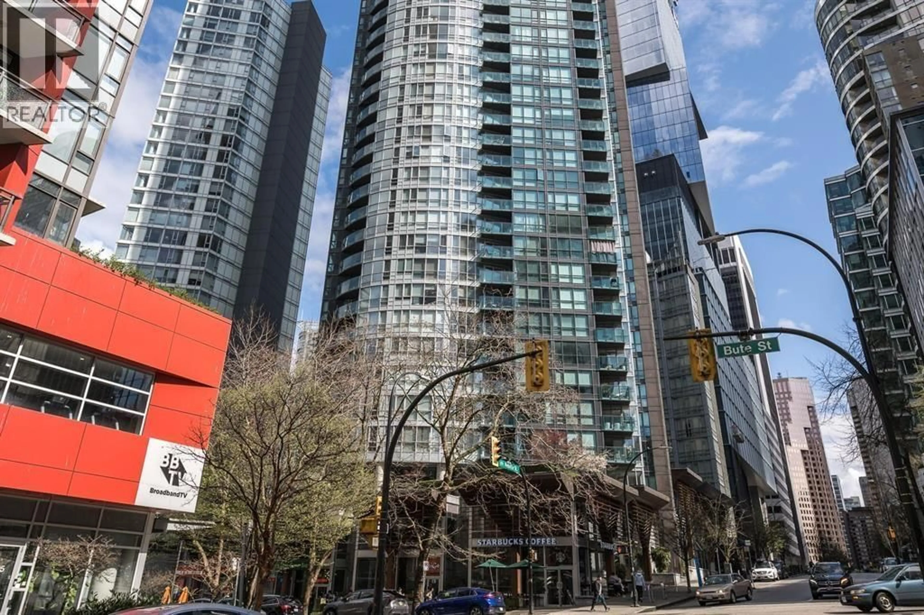 Patio, street for 2605 - 1189 MELVILLE STREET, Vancouver British Columbia V6E4T8