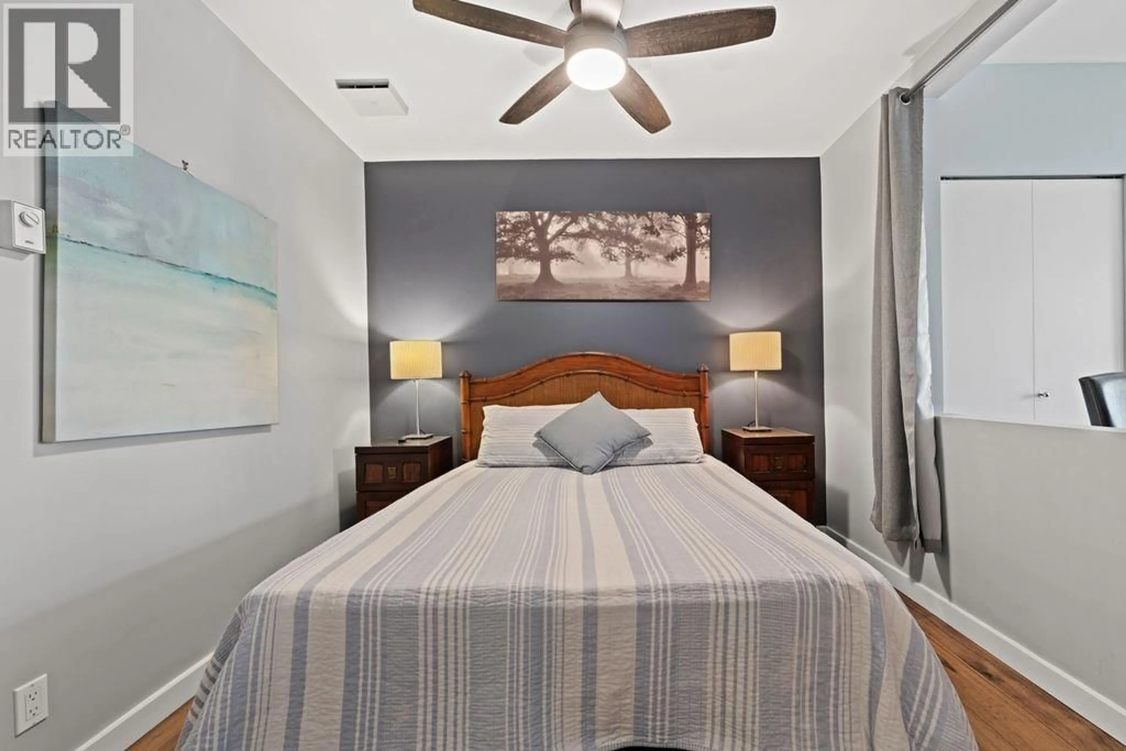 Bedroom with bed, unknown for 406 - 1688 CYPRESS STREET, Vancouver British Columbia V6J5J1