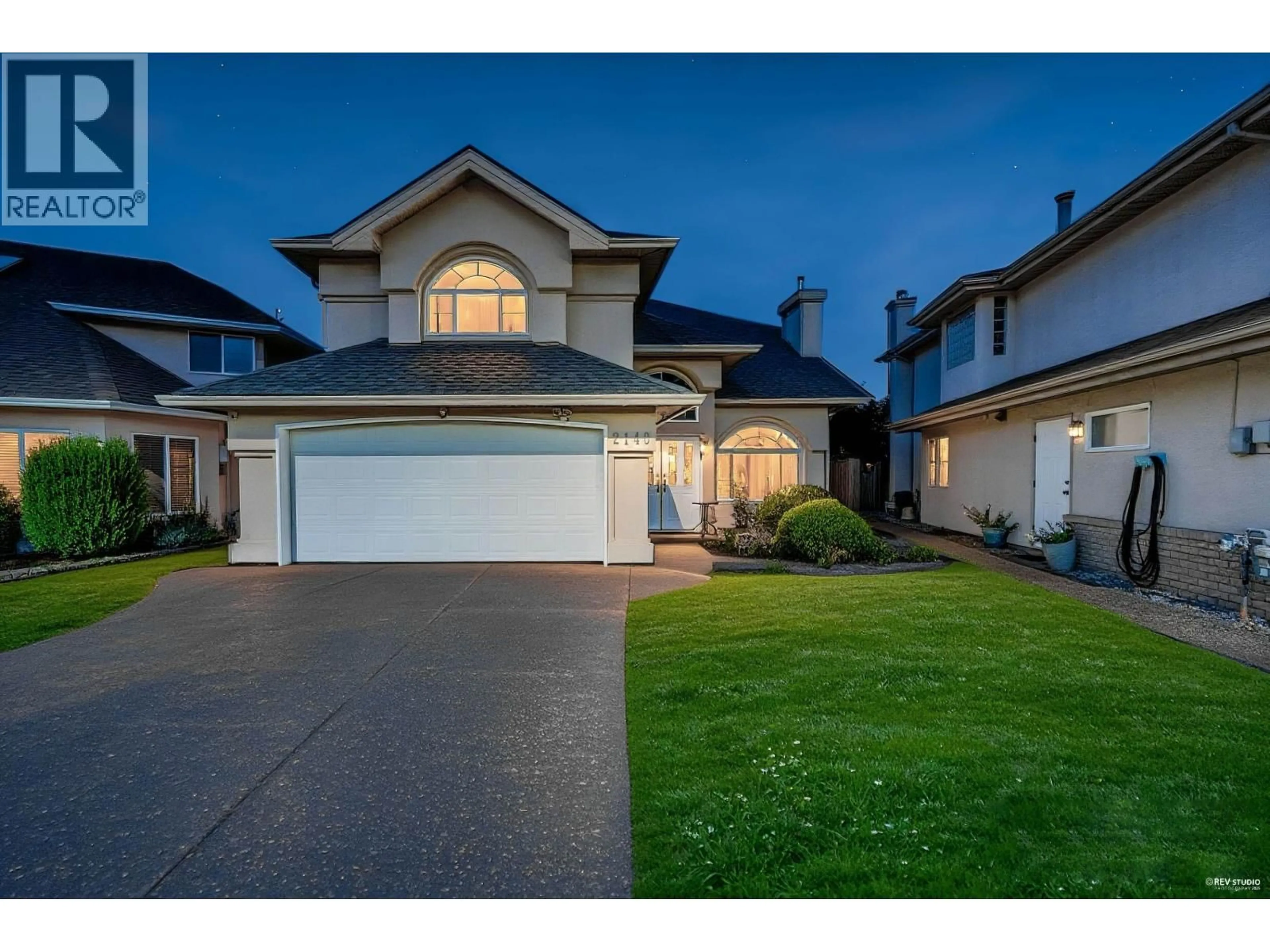 Home with vinyl exterior material, street for 2140 DAVIES COURT, Richmond British Columbia V6X3X3