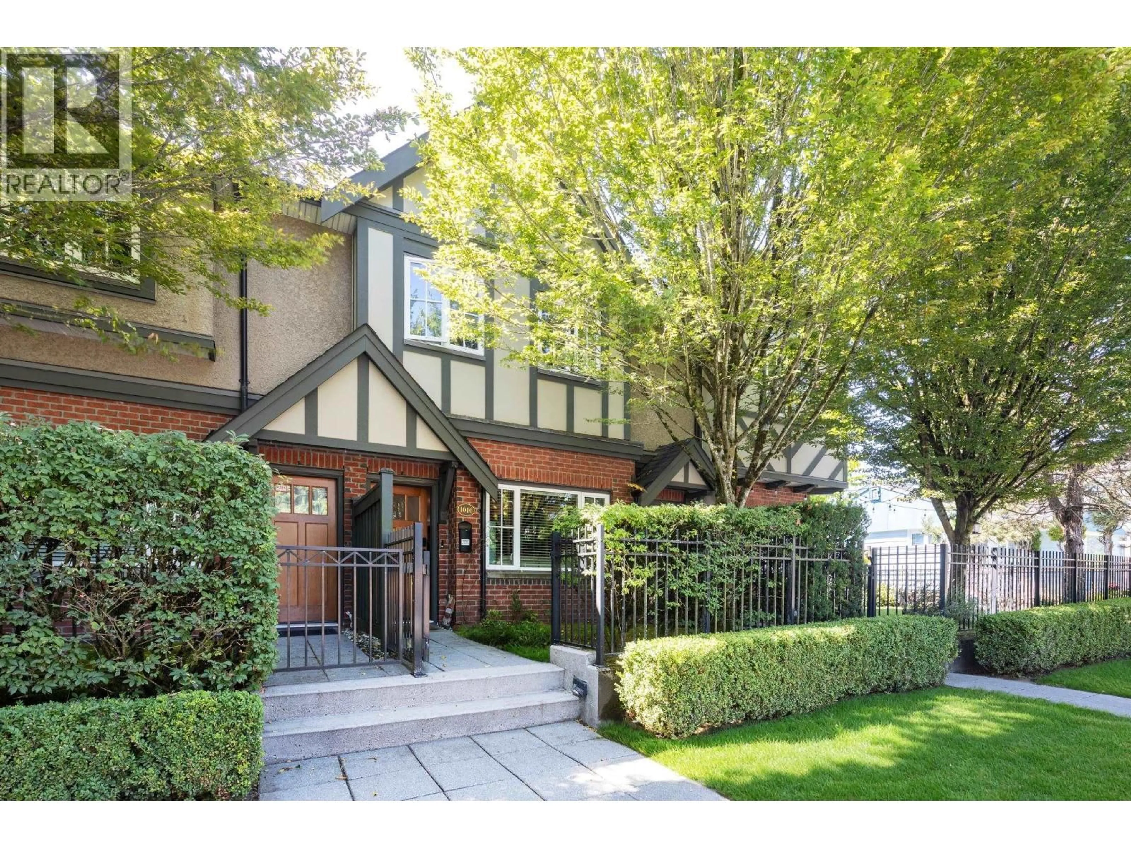 Home with brick exterior material, street for 1016 W 45TH AVENUE, Vancouver British Columbia V6M2G6