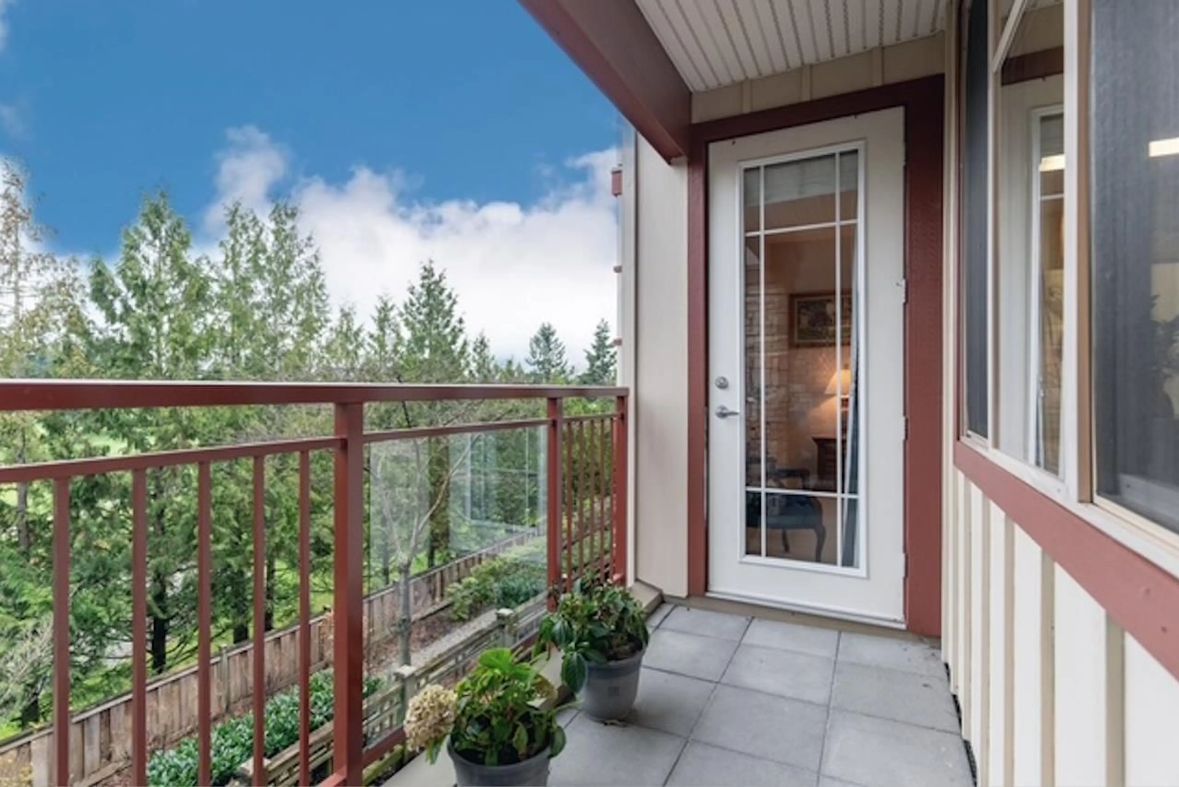 Balcony in the apartment, unknown for 207 - 16477 64, Surrey British Columbia V3S6V7