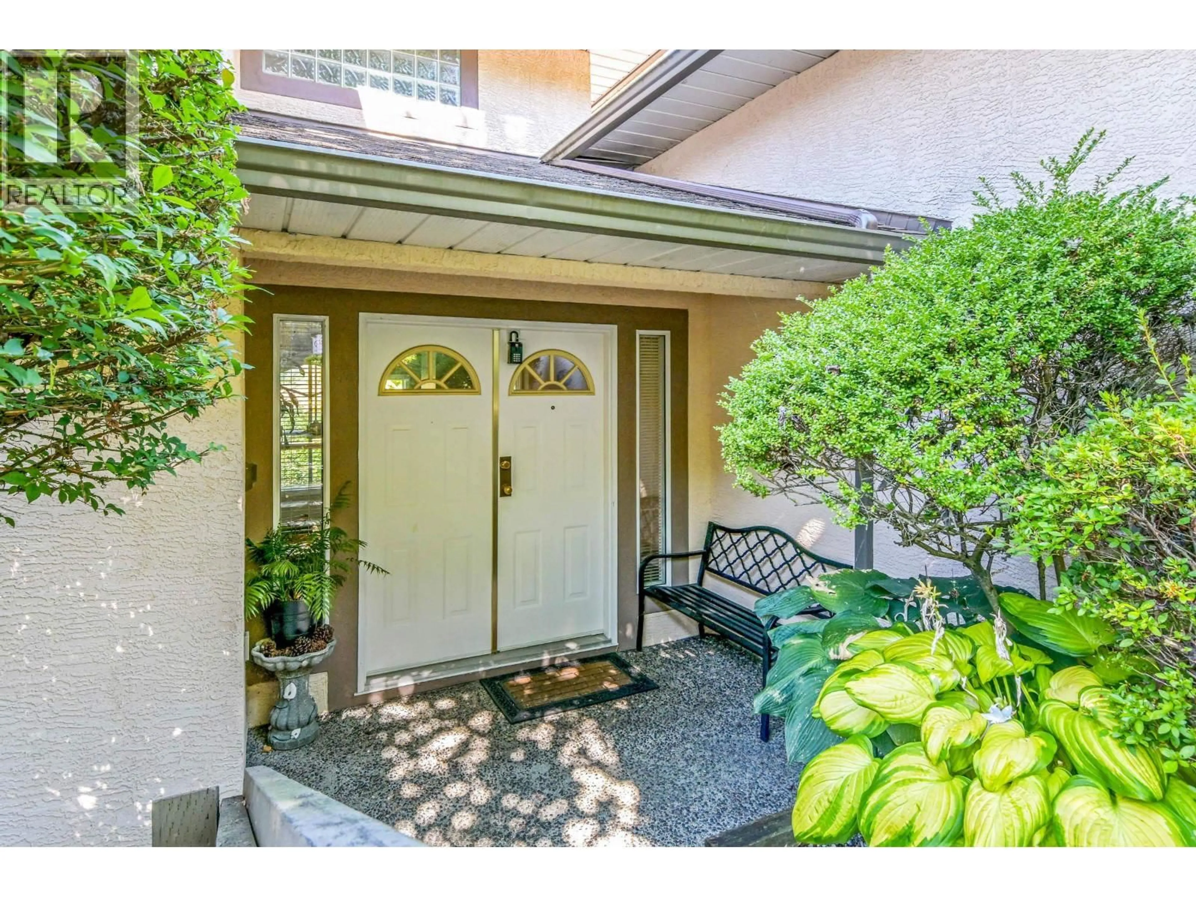 Indoor entryway for 24 - 1238 EASTERN DRIVE, Port Coquitlam British Columbia V3C6C5