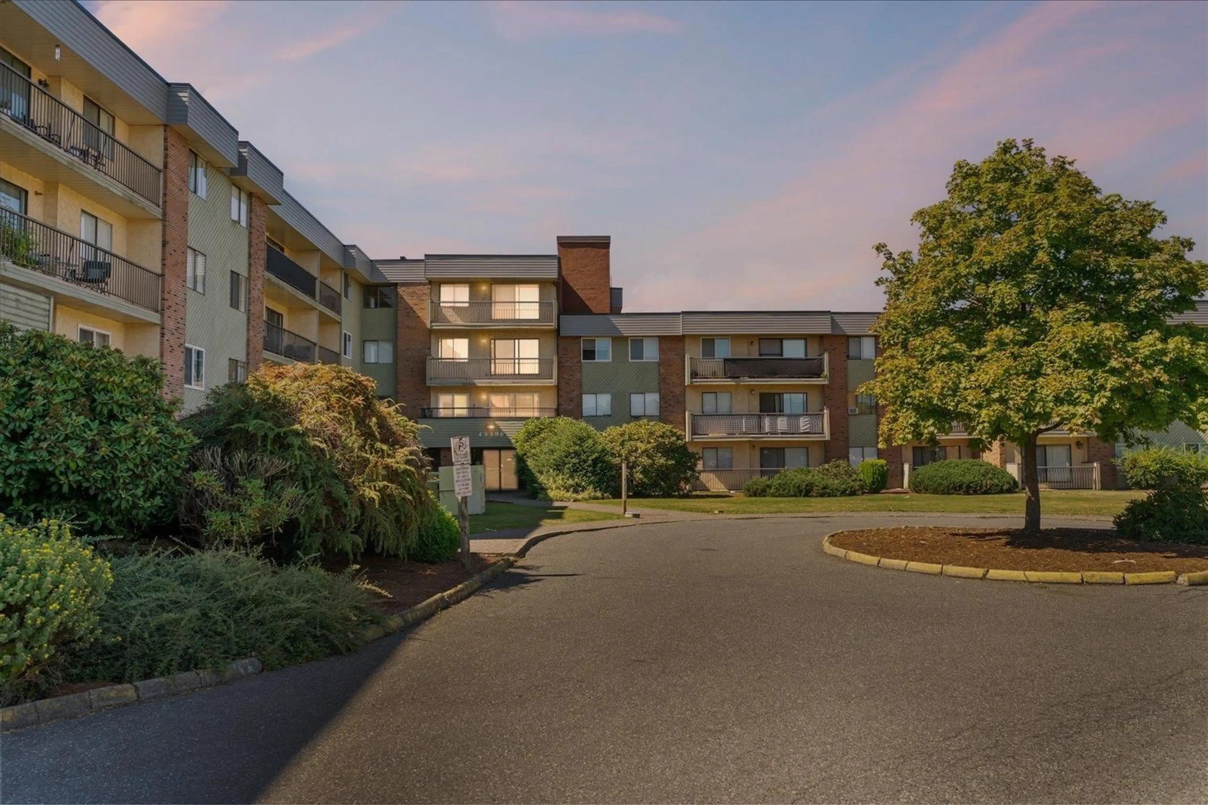 A pic from outside/outdoor area/front of a property/back of a property/a pic from drone, street for 307 - 45598 MCINTOSH DRIVE, Chilliwack British Columbia V2P7J3