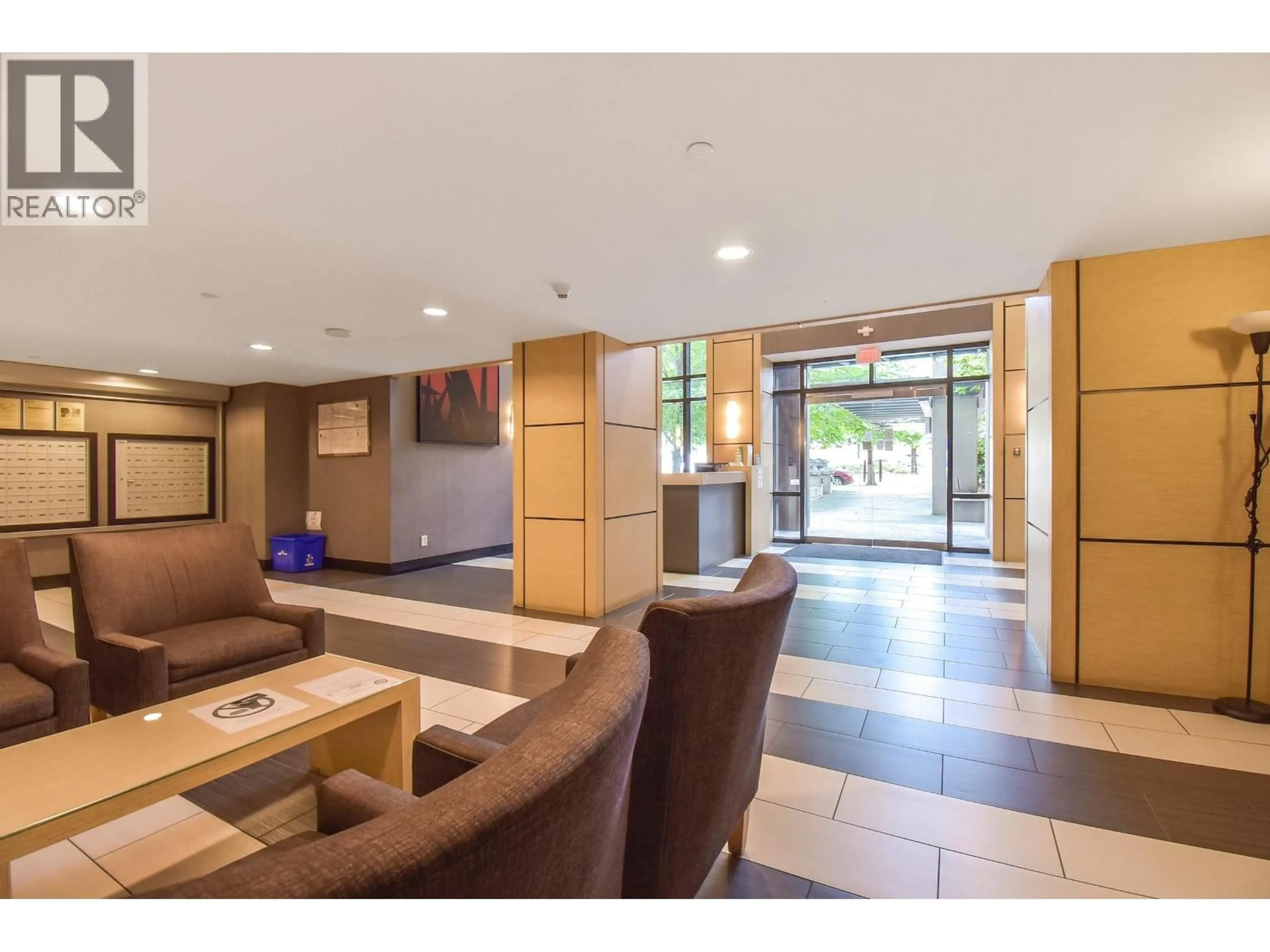 Lobby for 804 - 8120 LANSDOWNE ROAD, Richmond British Columbia V6X0A1