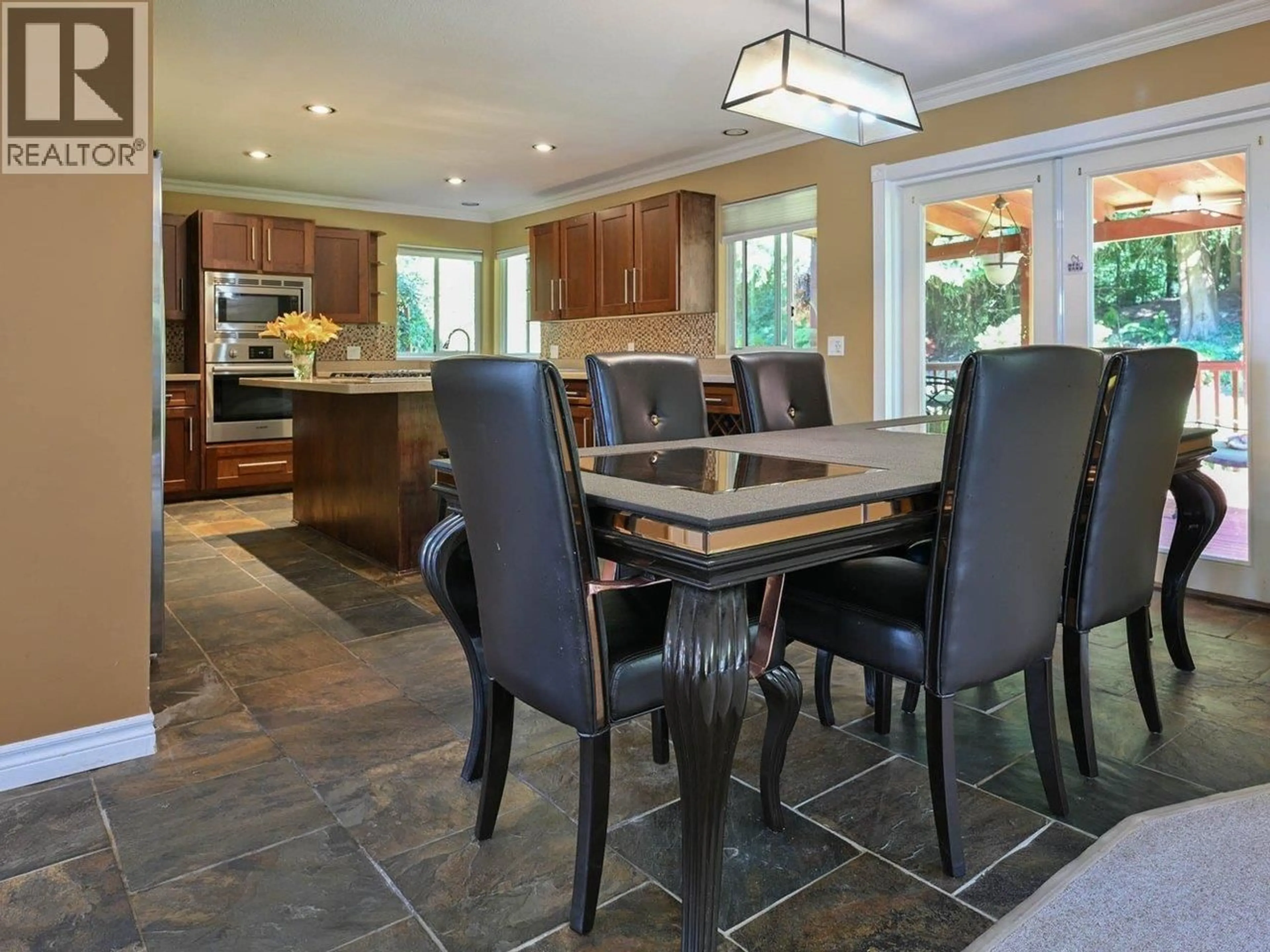Open concept kitchen, ceramic/tile floor for 1422 MAGNOLIA PLACE, Coquitlam British Columbia V3H4S8