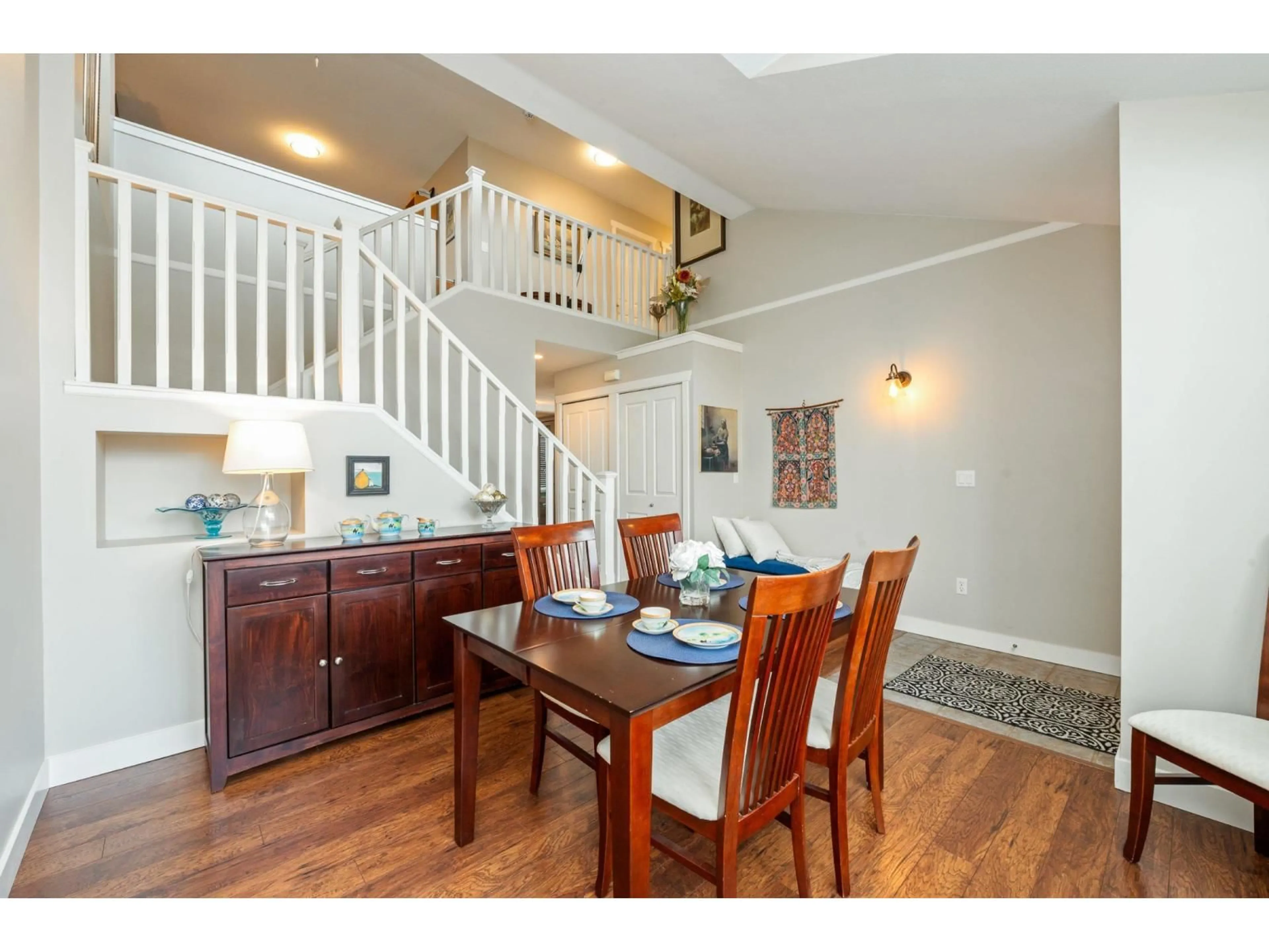 Dining room, wood/laminate floor for 4 - 20292 96, Langley British Columbia V3V6A0