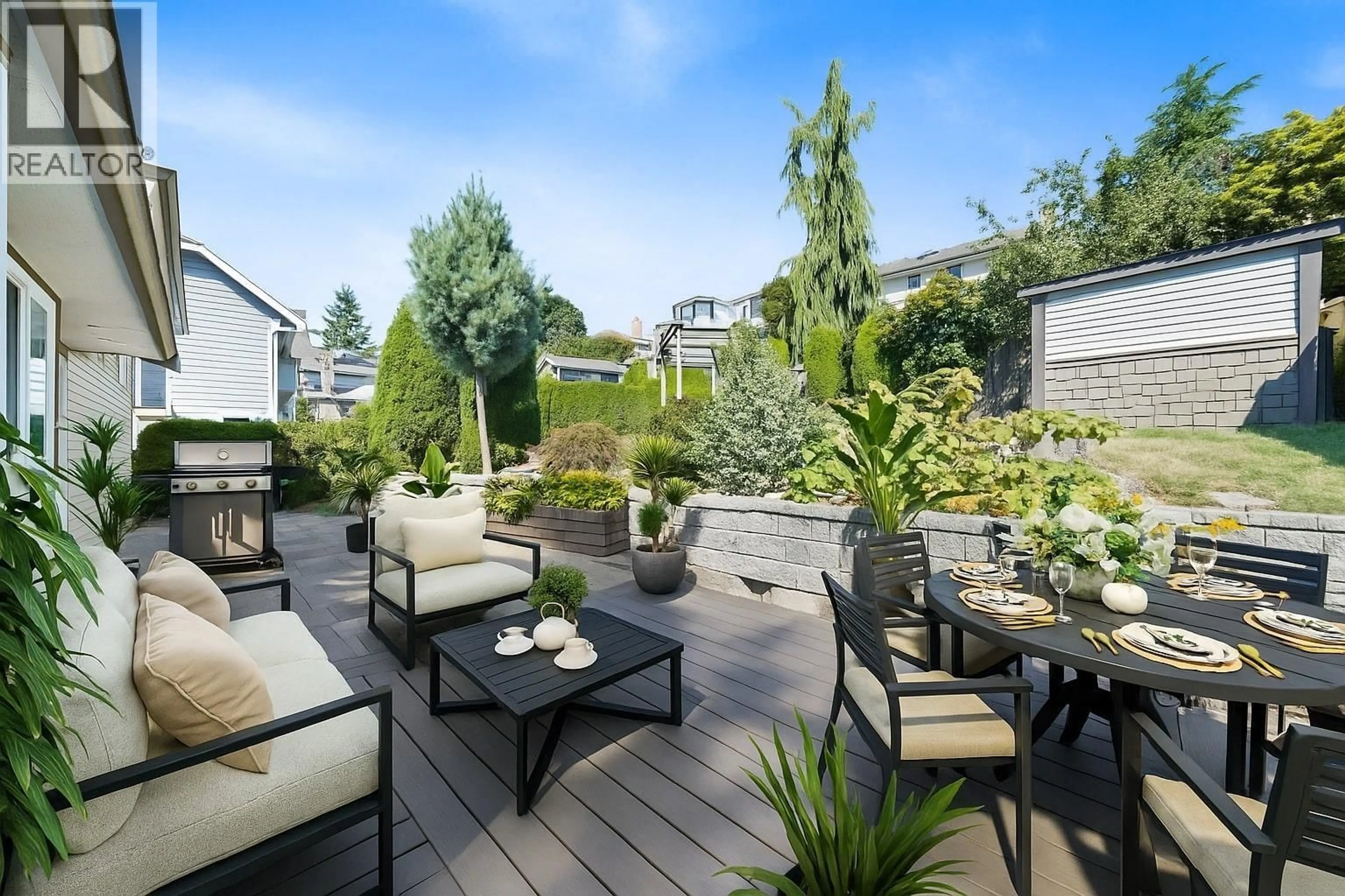 Patio, unknown for 2541 BLUEBELL AVENUE, Coquitlam British Columbia V3E2H5