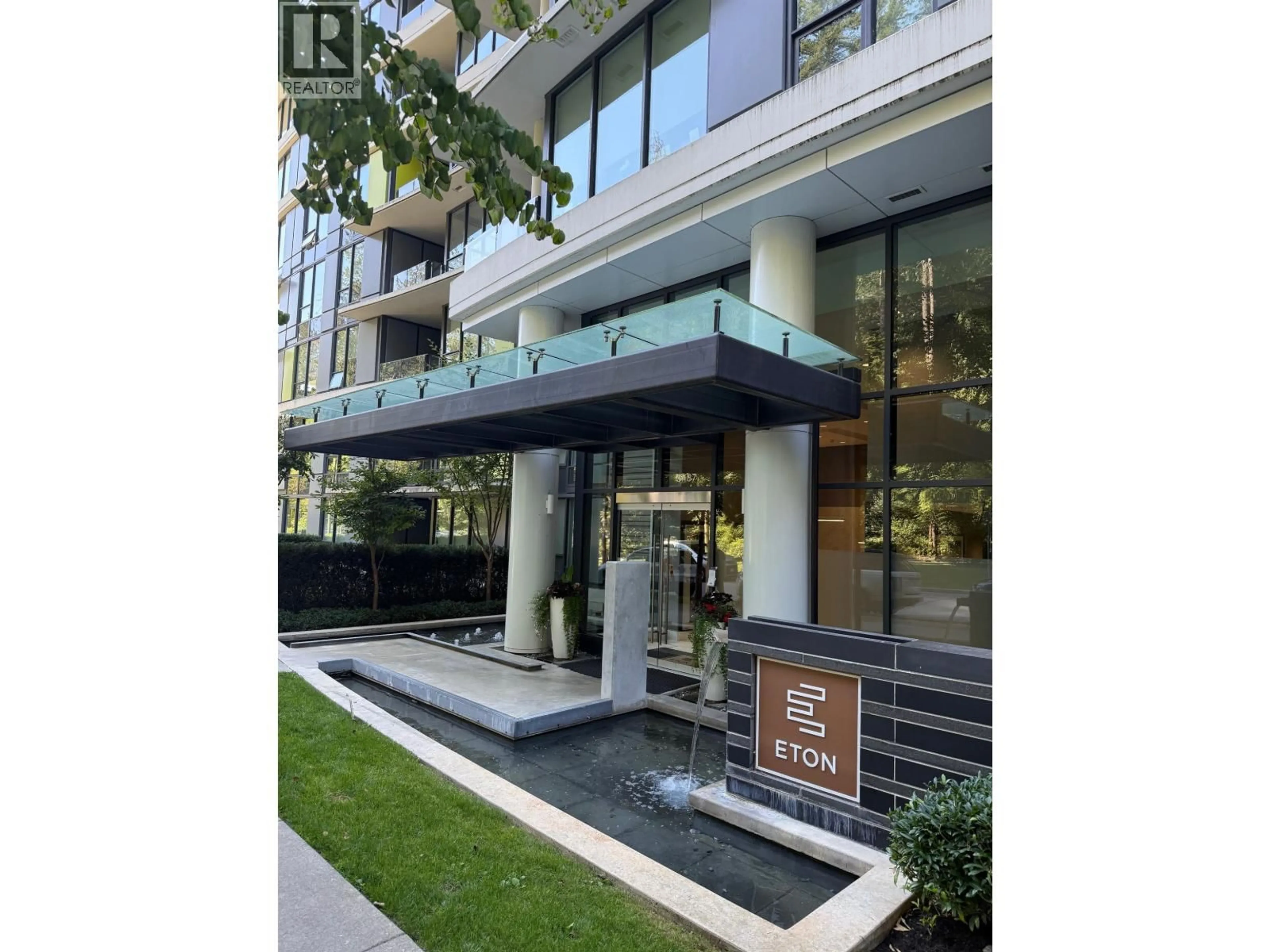 Indoor foyer for 704 - 3487 BINNING ROAD, Vancouver British Columbia V6S0K8