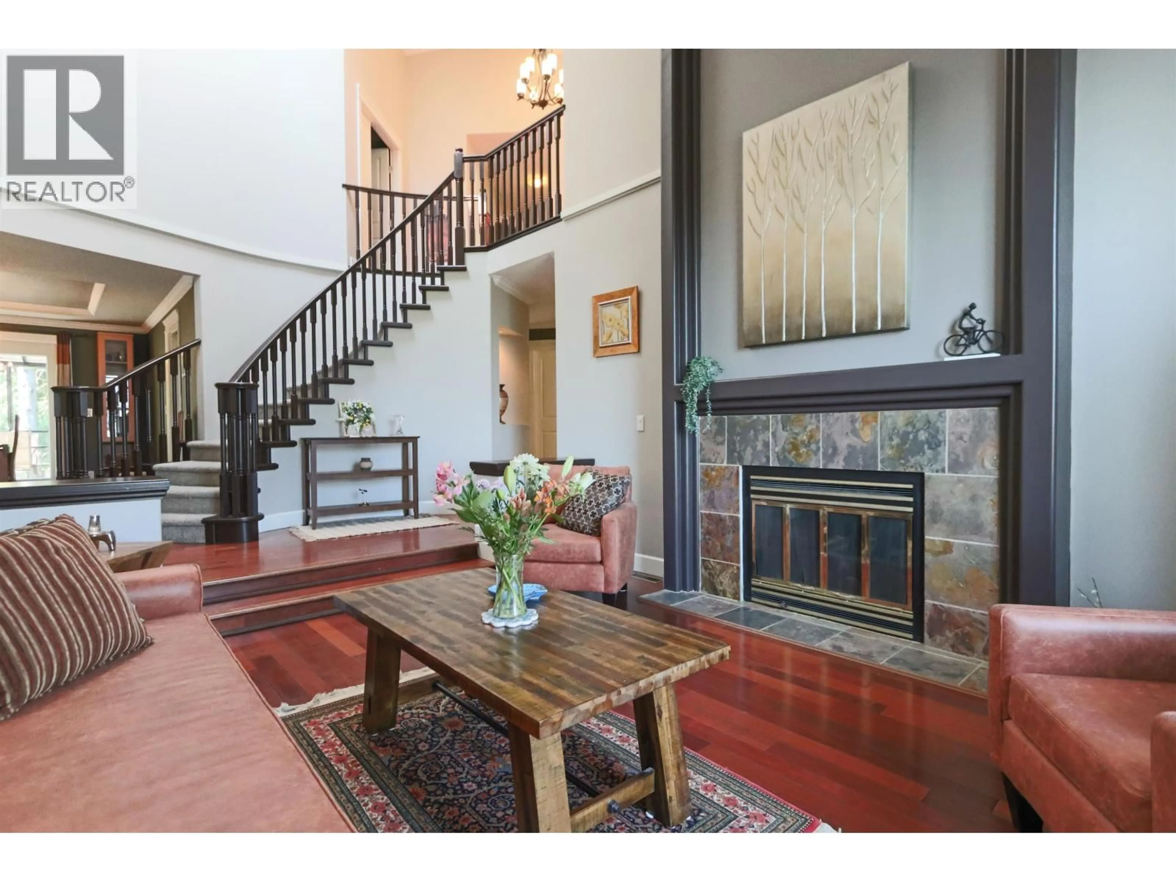 Indoor foyer for 1516 TANGLEWOOD LANE, Coquitlam British Columbia V3E2V2