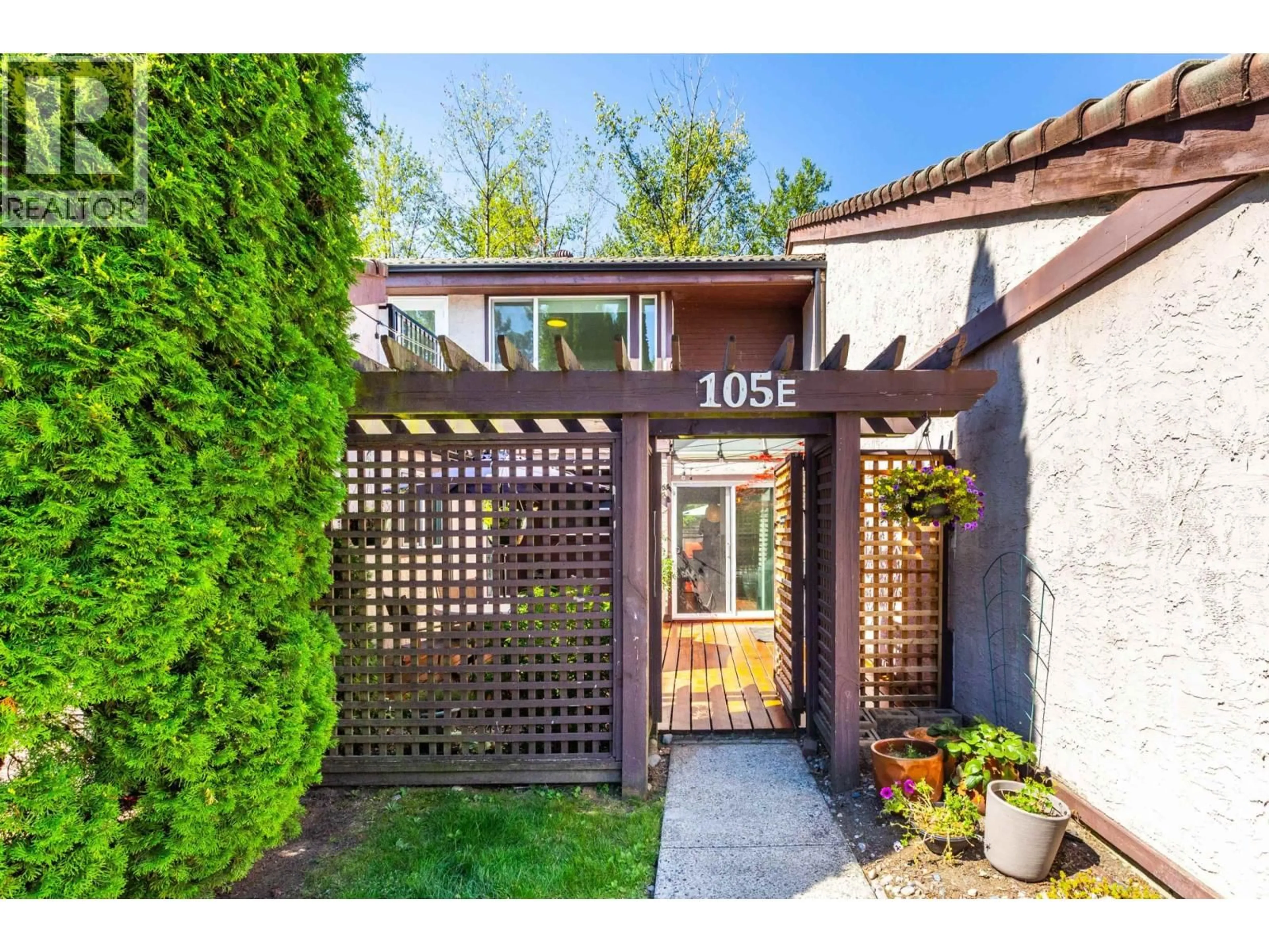 Indoor entryway for 105E - 3655 SHAUGHNESSY STREET, Port Coquitlam British Columbia V3B6C8