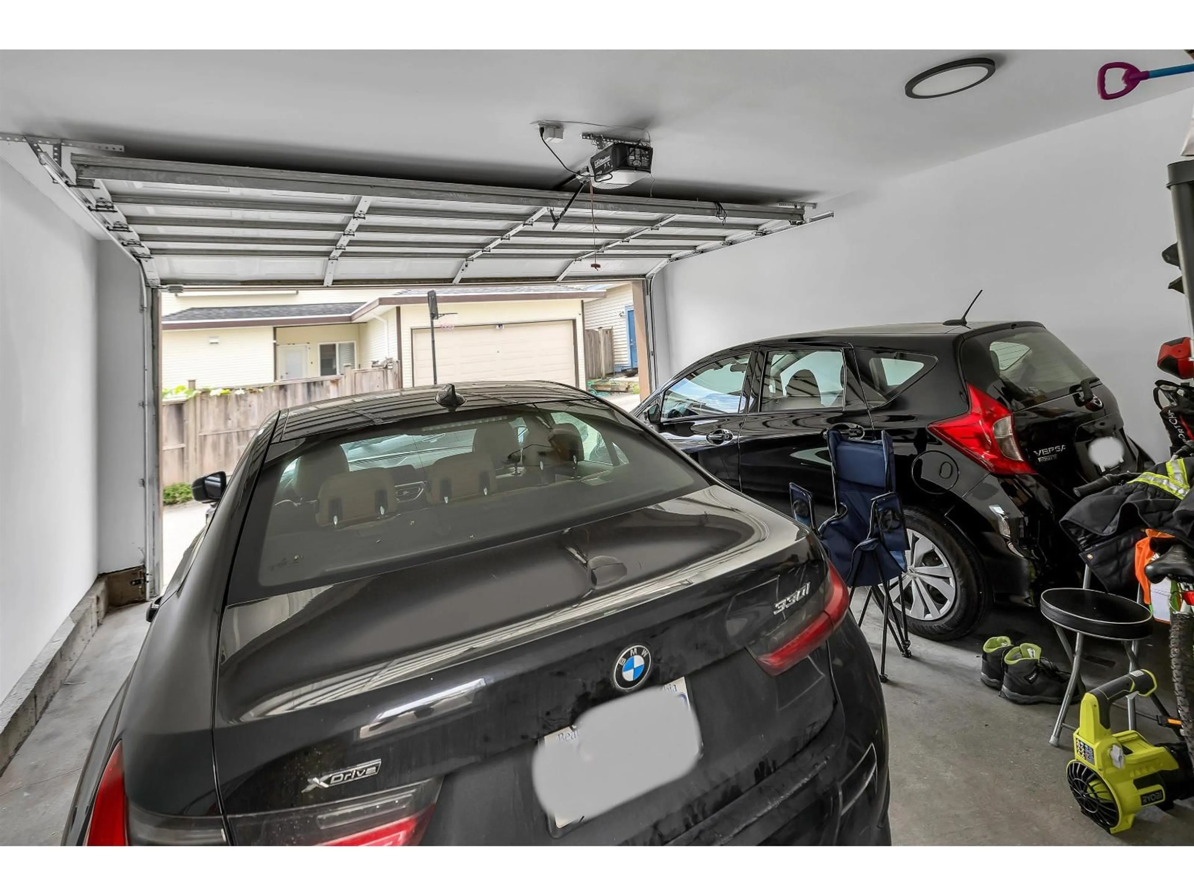 Indoor garage for 14838 72, Surrey British Columbia V3S2G1