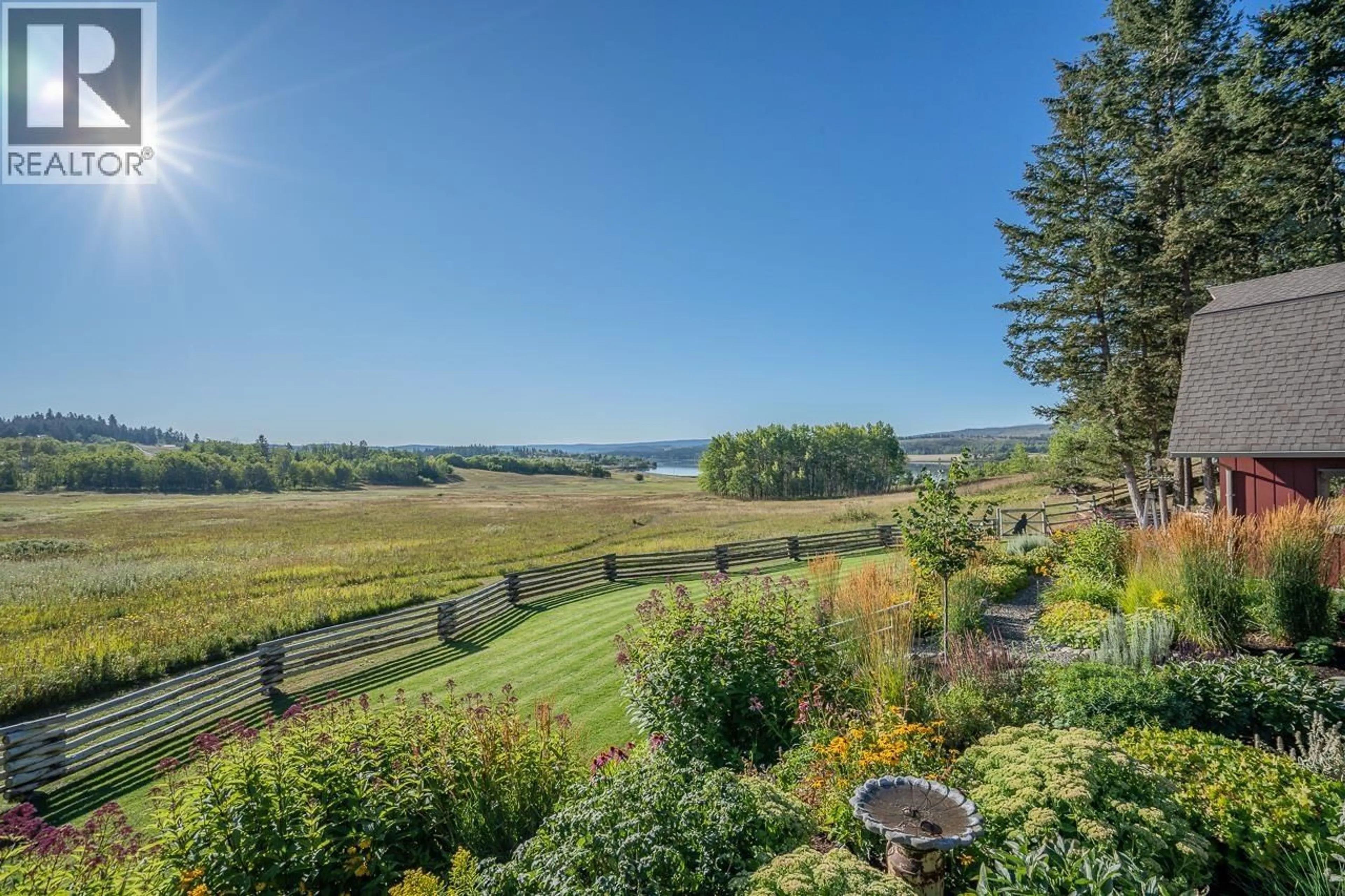 Patio, water/lake/river/ocean view for 5058 BLOCK DRIVE, 108 Mile Ranch British Columbia V0K2Z0