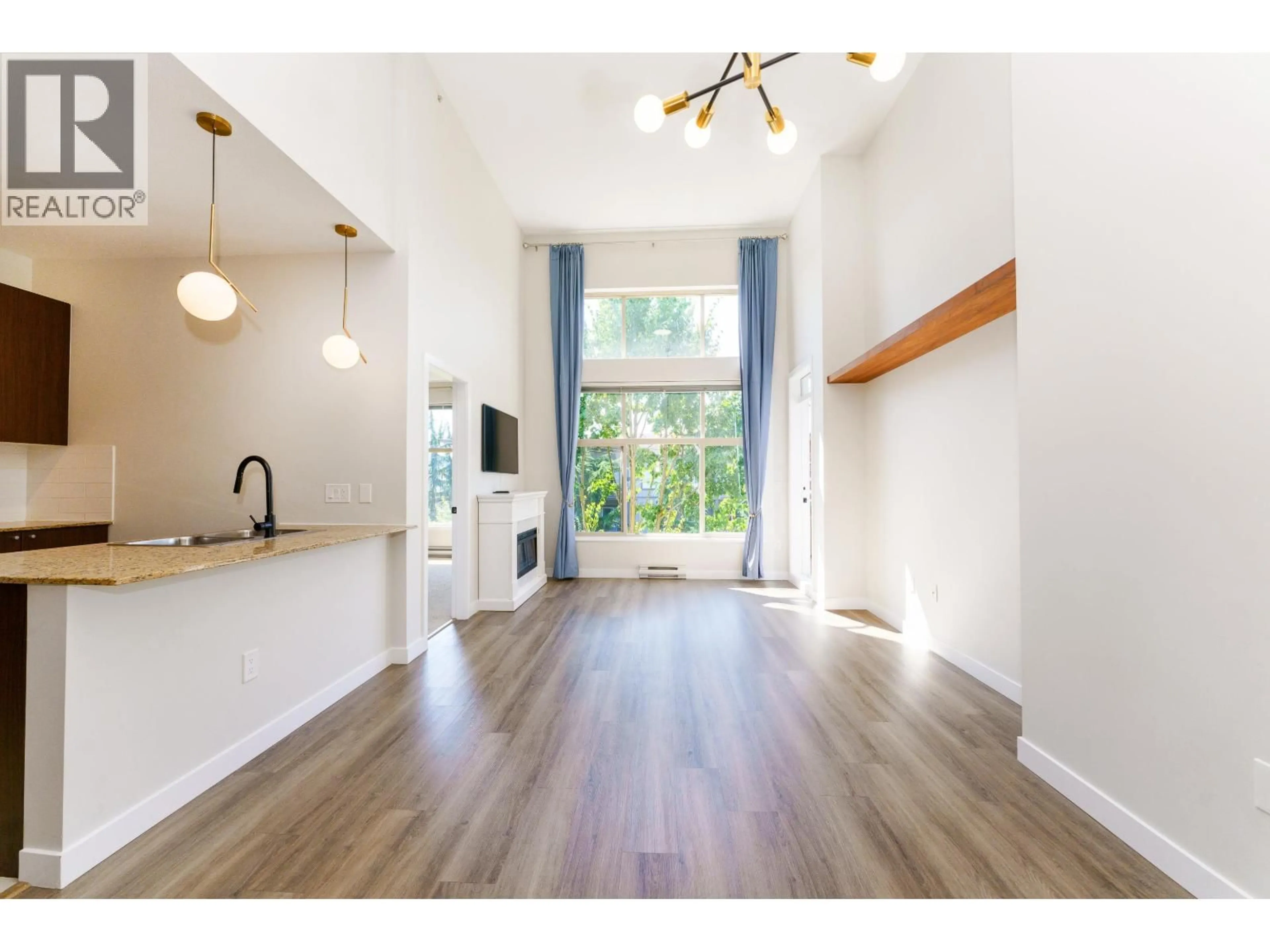 Unknown for 420 - 2477 KELLY AVENUE, Port Coquitlam British Columbia V3C0B3