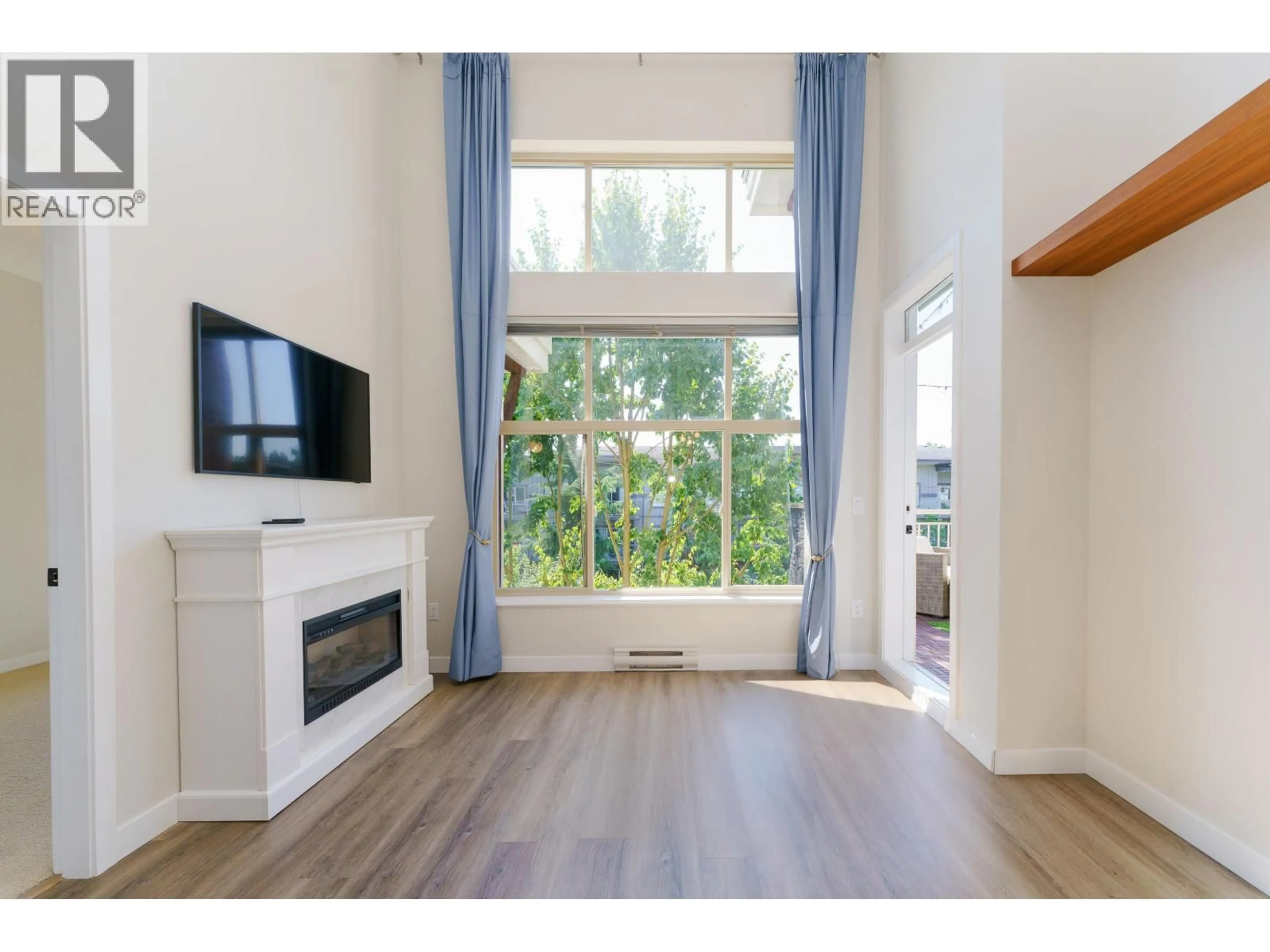 Unknown for 420 - 2477 KELLY AVENUE, Port Coquitlam British Columbia V3C0B3