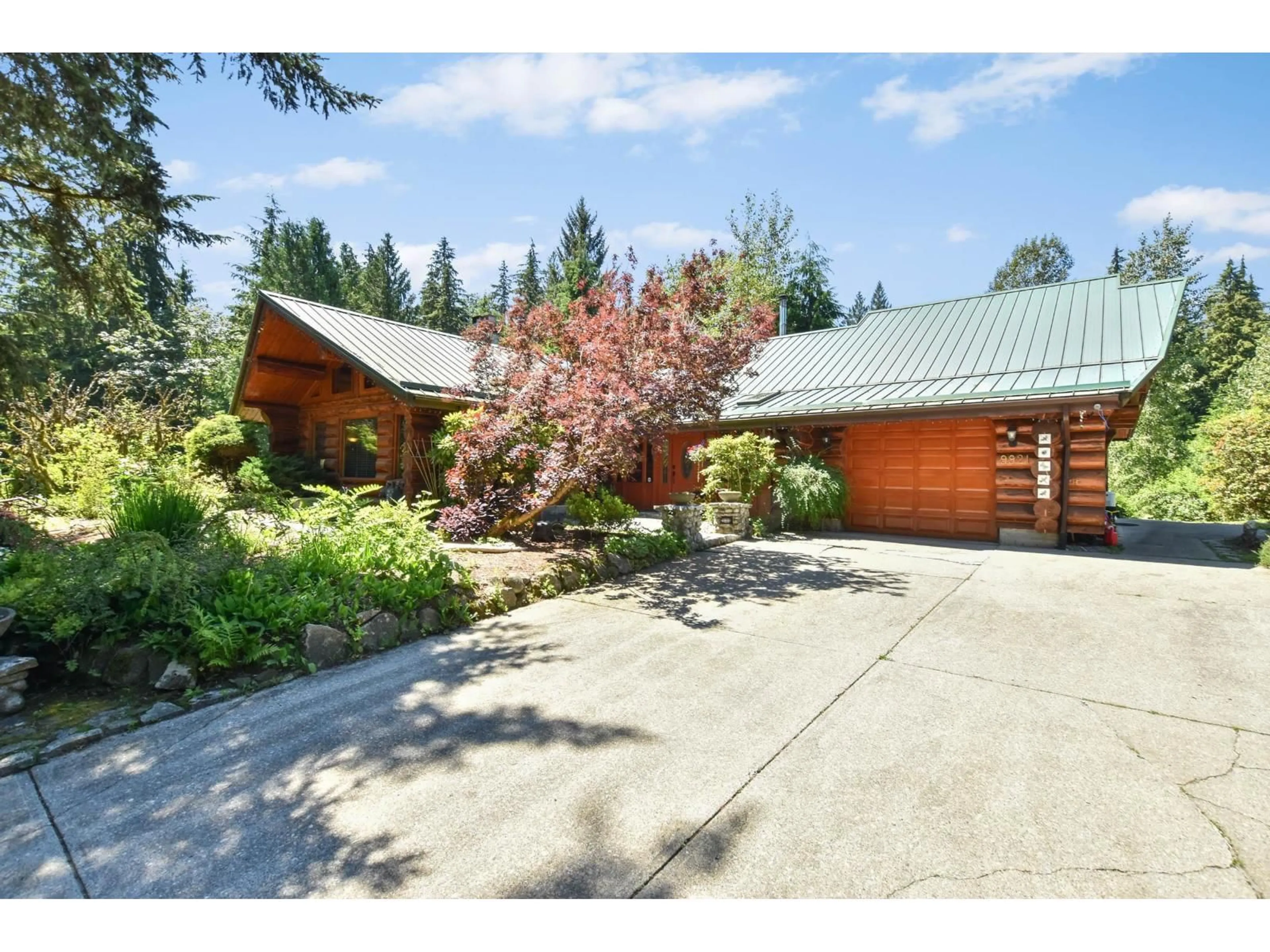 A pic from outside/outdoor area/front of a property/back of a property/a pic from drone, unknown for 9921 WATT, Mission British Columbia V2V0B6