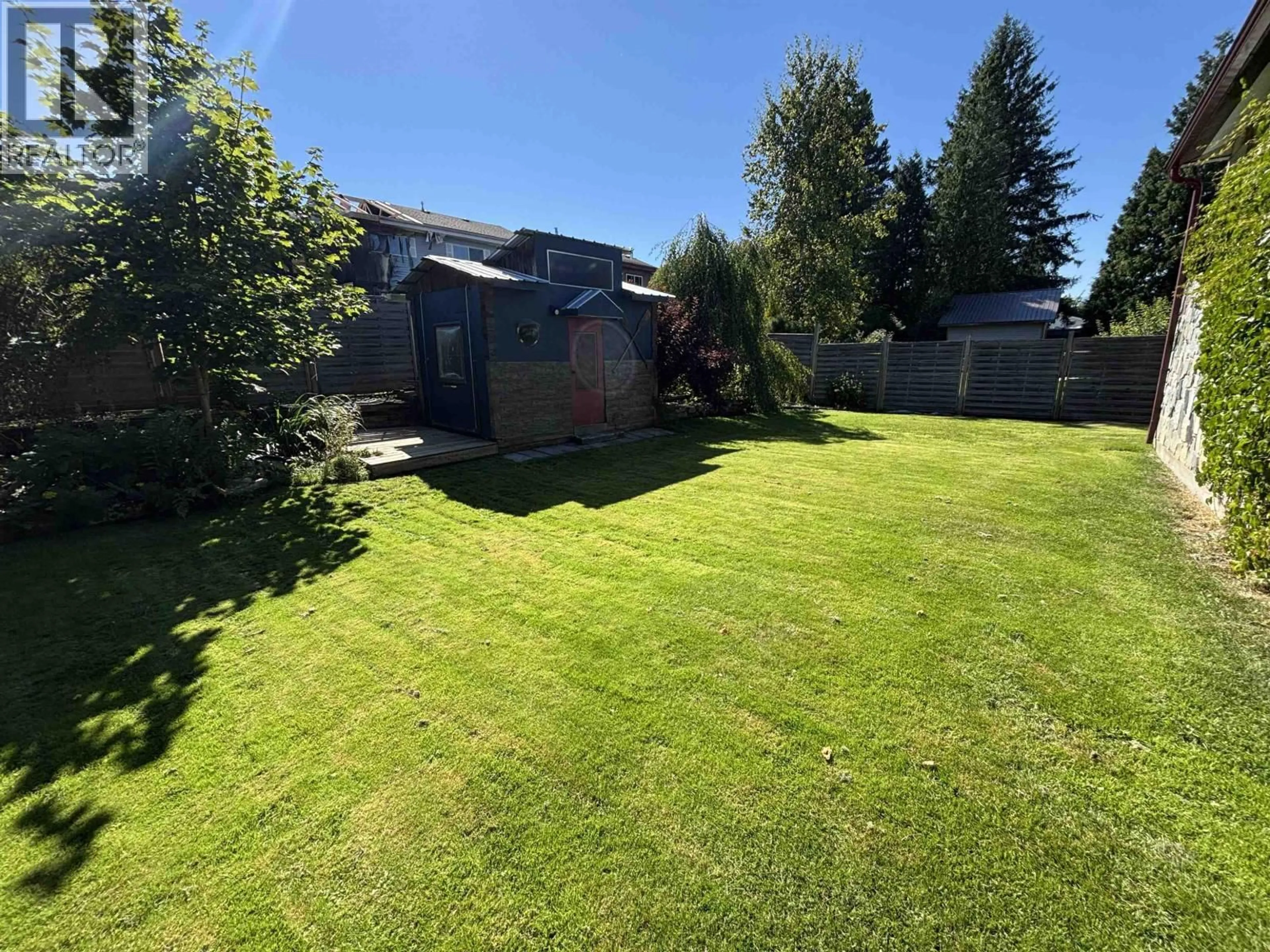 A pic from outside/outdoor area/front of a property/back of a property/a pic from drone, unknown for 85 WREN STREET, Kitimat British Columbia V8C1L2