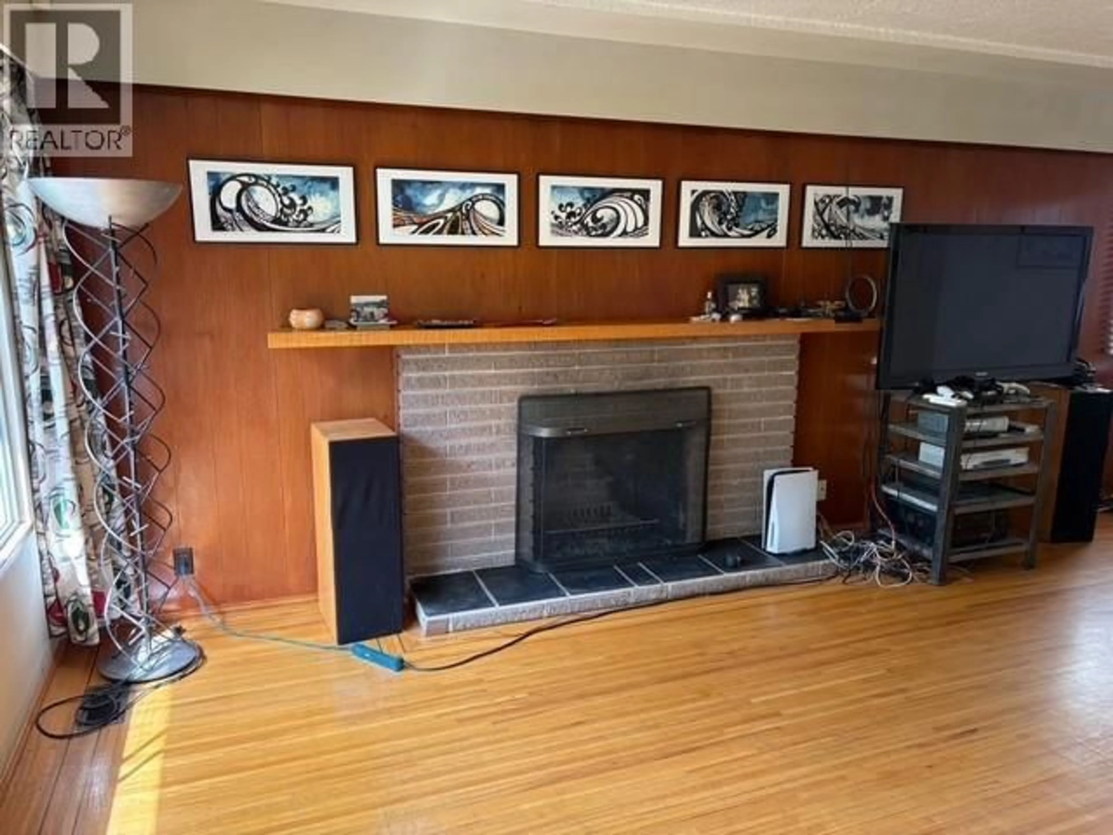 Unknown for 2274 MCLEAN DRIVE, Vancouver British Columbia V5N3K1