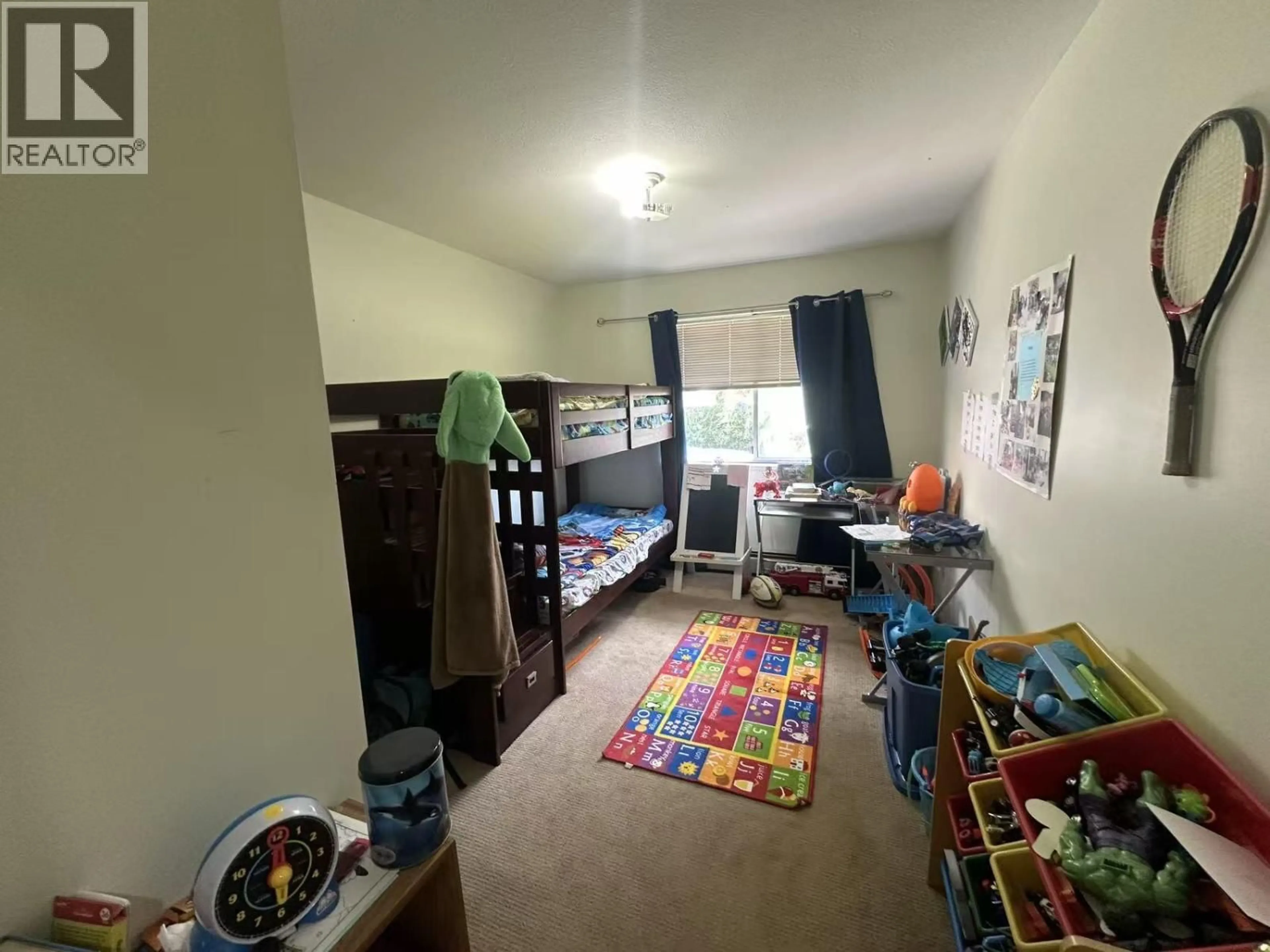 A pic of a room for 12142 227 STREET, Maple Ridge British Columbia V2X6J5