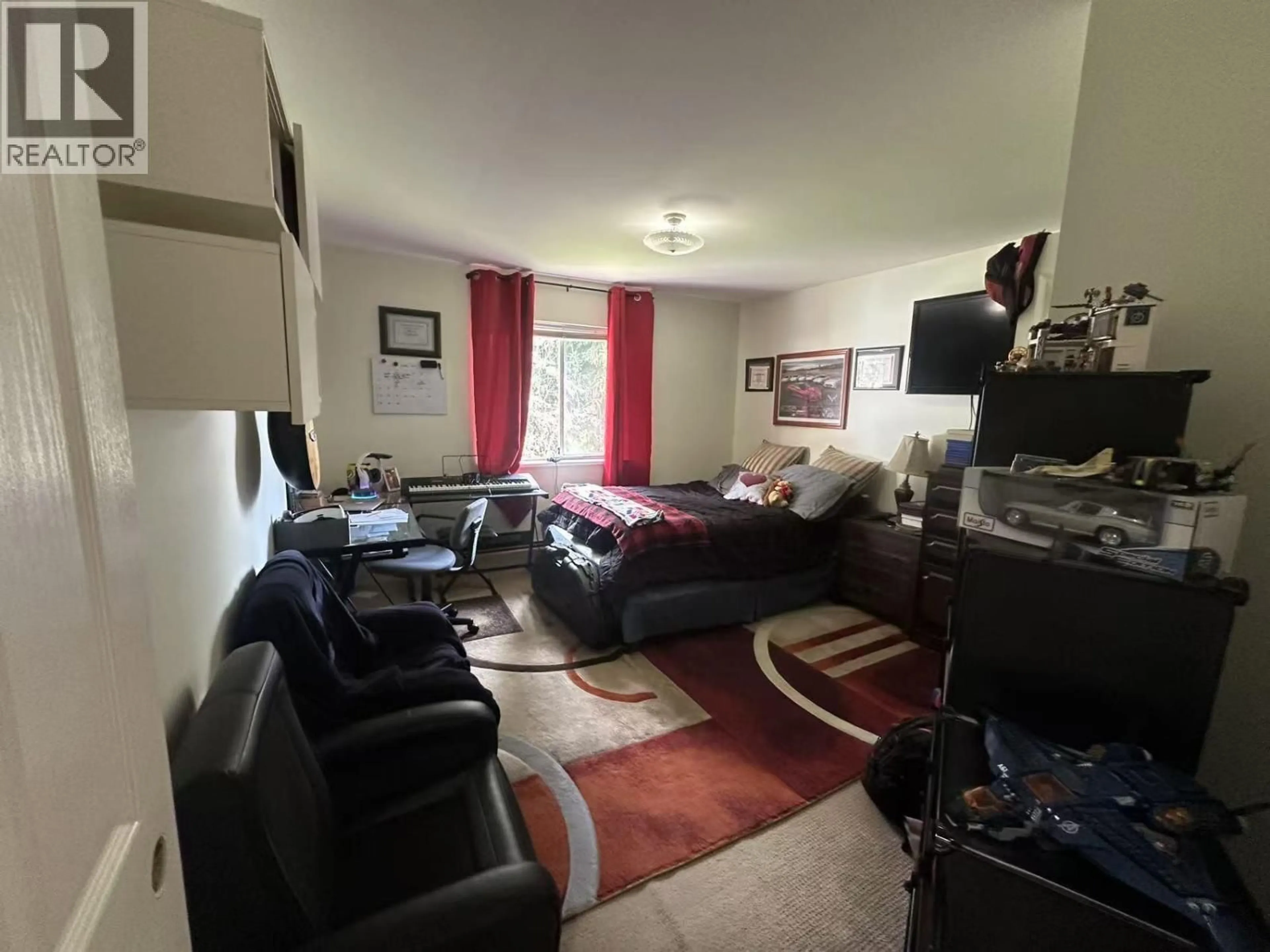 A pic of a room for 12142 227 STREET, Maple Ridge British Columbia V2X6J5