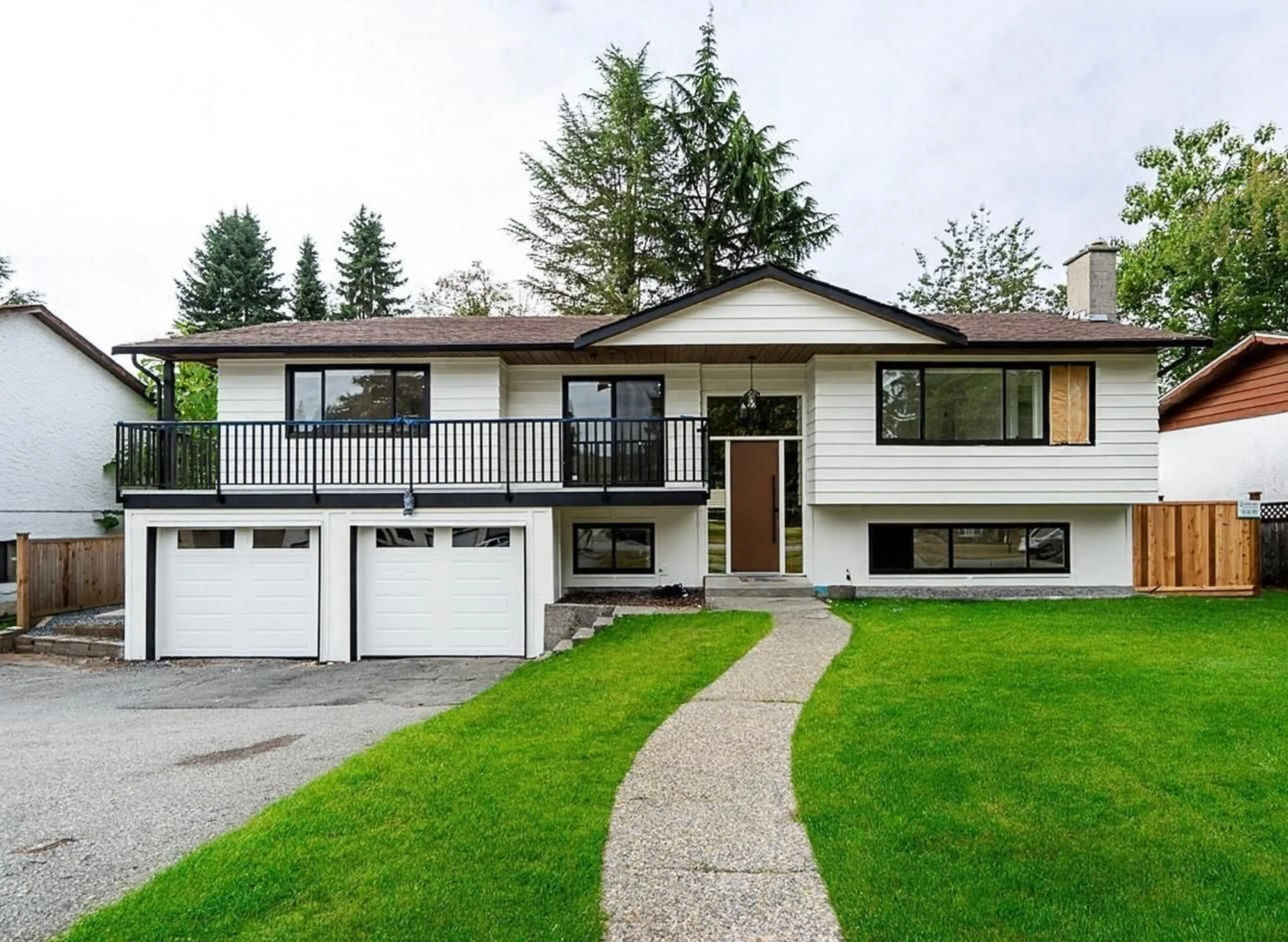 Home with vinyl exterior material, street for 15126 86A, Surrey British Columbia V3S4V1