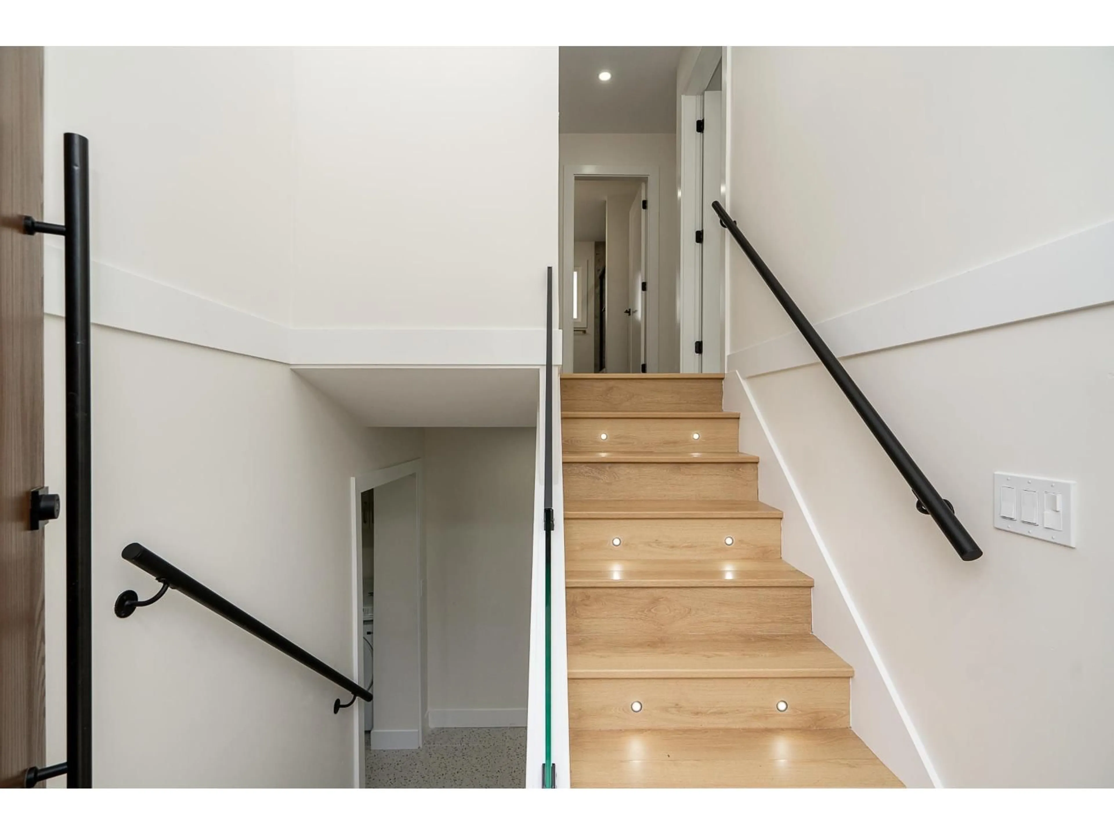 Stairs for 15126 86A, Surrey British Columbia V3S4V1