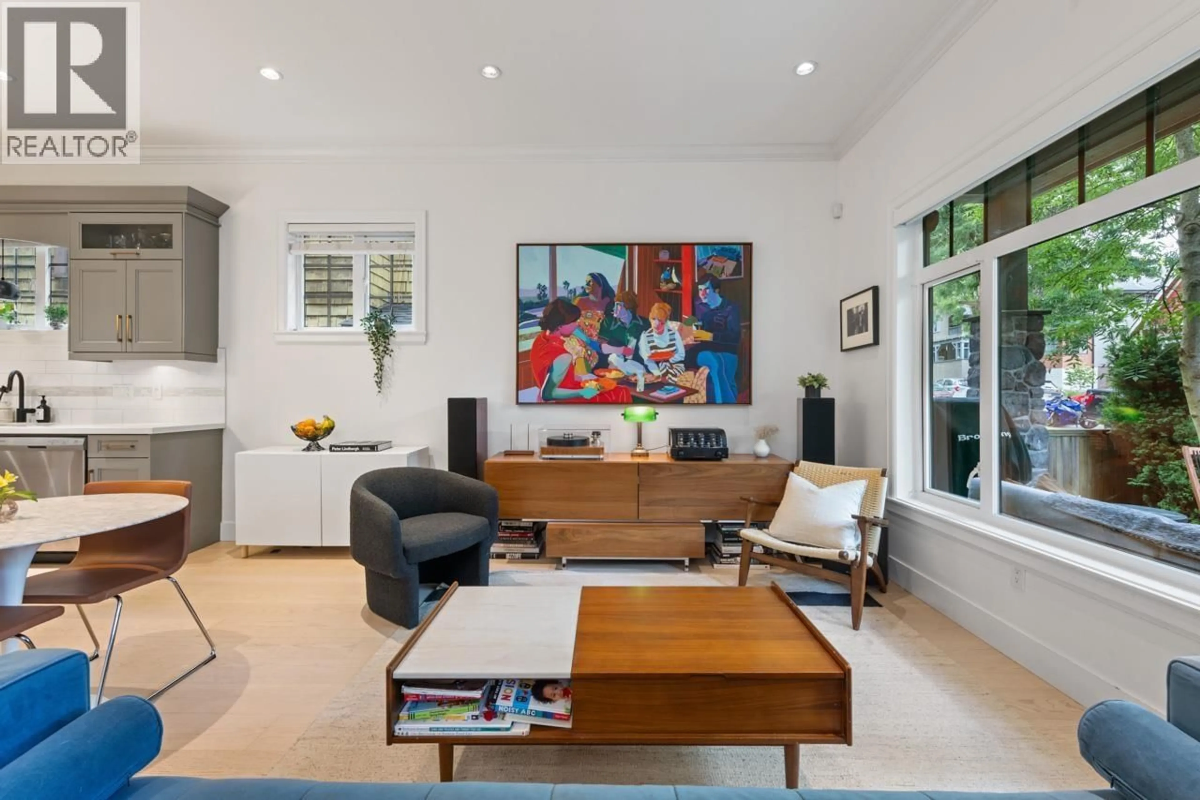 Living room with furniture, unknown for 1923 GRANT STREET, Vancouver British Columbia V5L2Z1