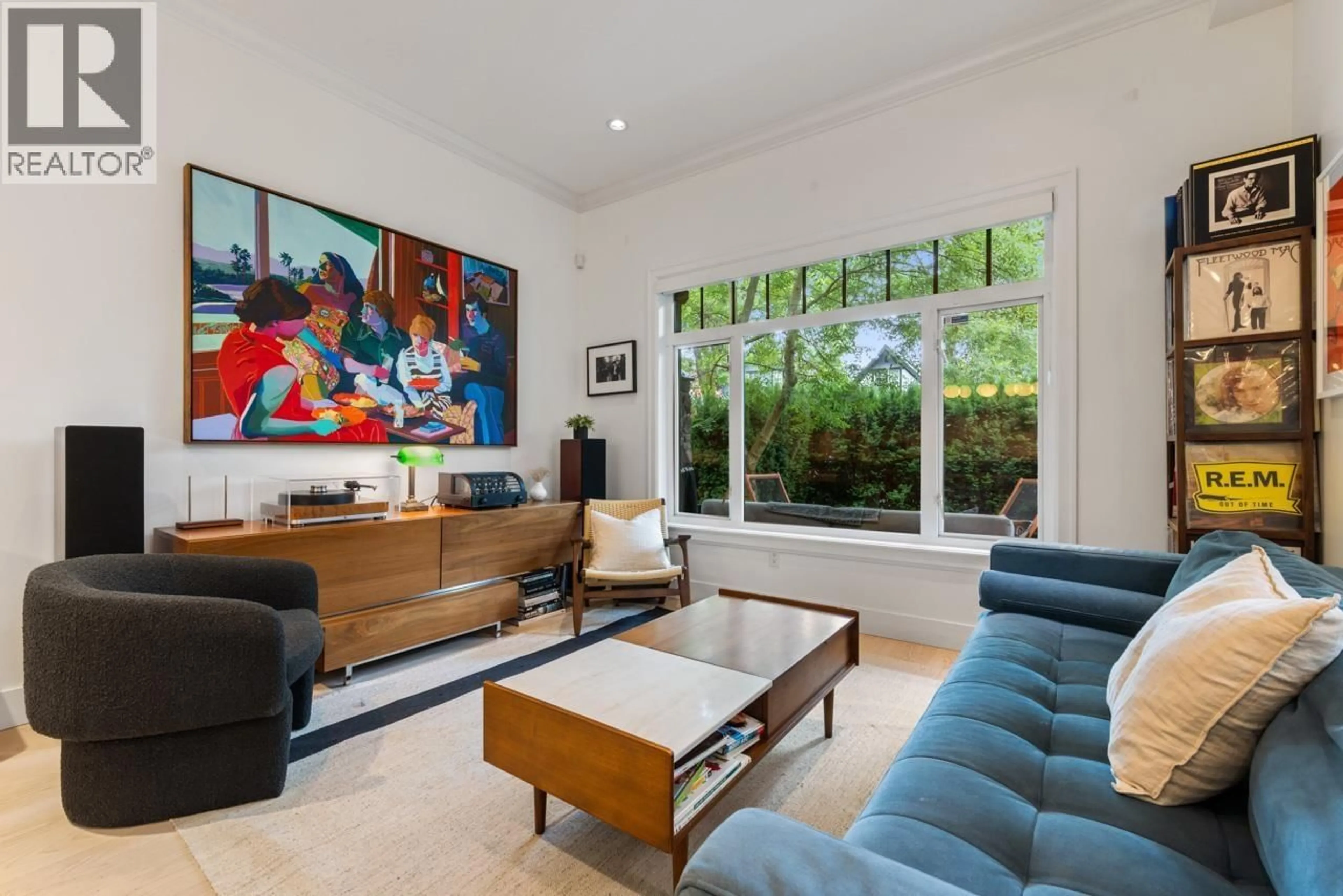Living room with furniture, unknown for 1923 GRANT STREET, Vancouver British Columbia V5L2Z1