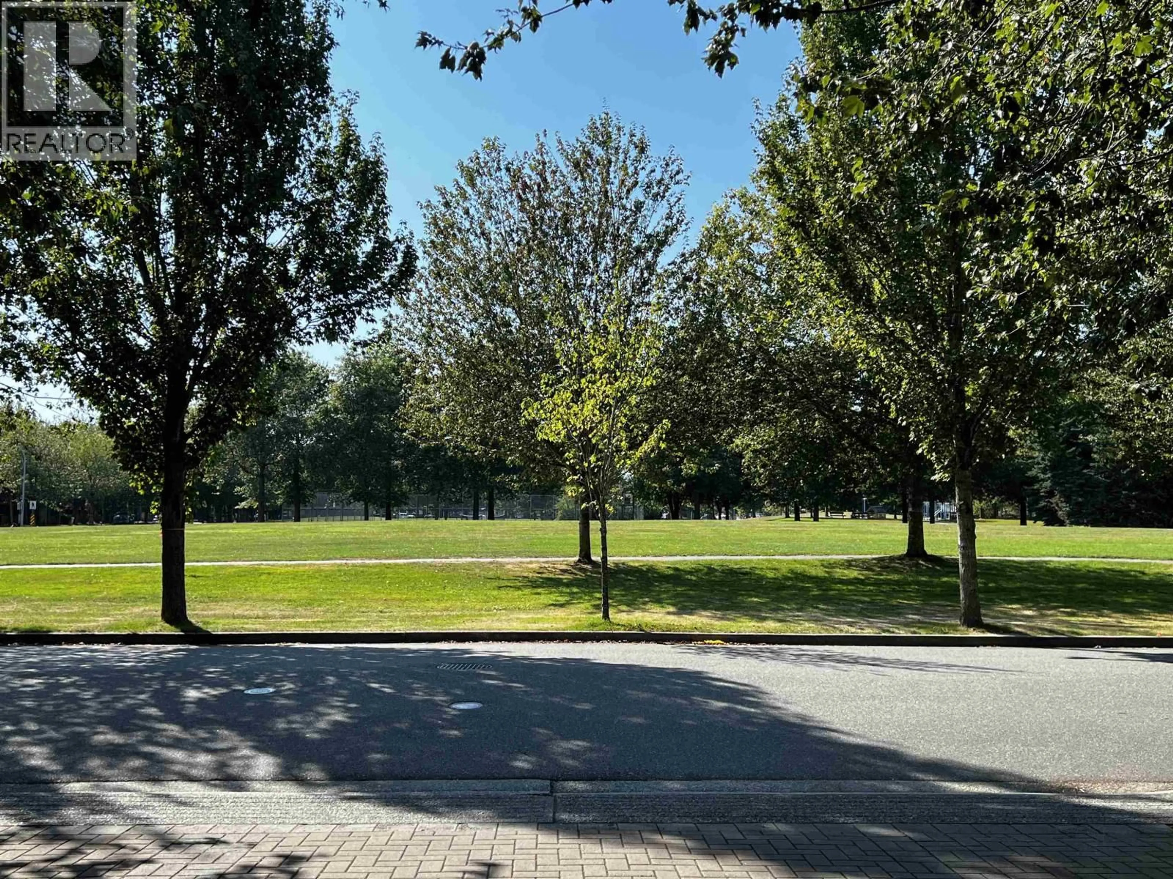 A pic from outside/outdoor area/front of a property/back of a property/a pic from drone, forest/trees view for 51 - 5840 DOVER CRESCENT, Richmond British Columbia V7C5P4