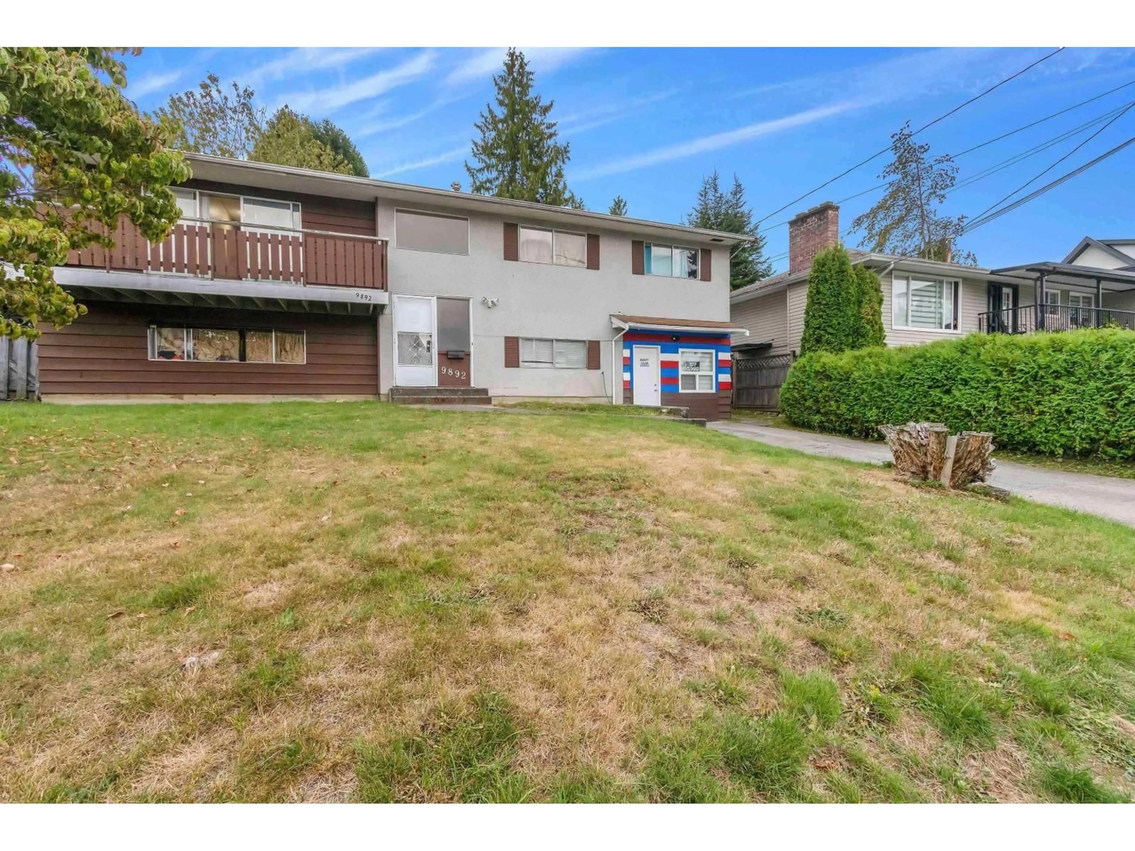 A pic from outside/outdoor area/front of a property/back of a property/a pic from drone, unknown for 9892 130, Surrey British Columbia V3T3L4