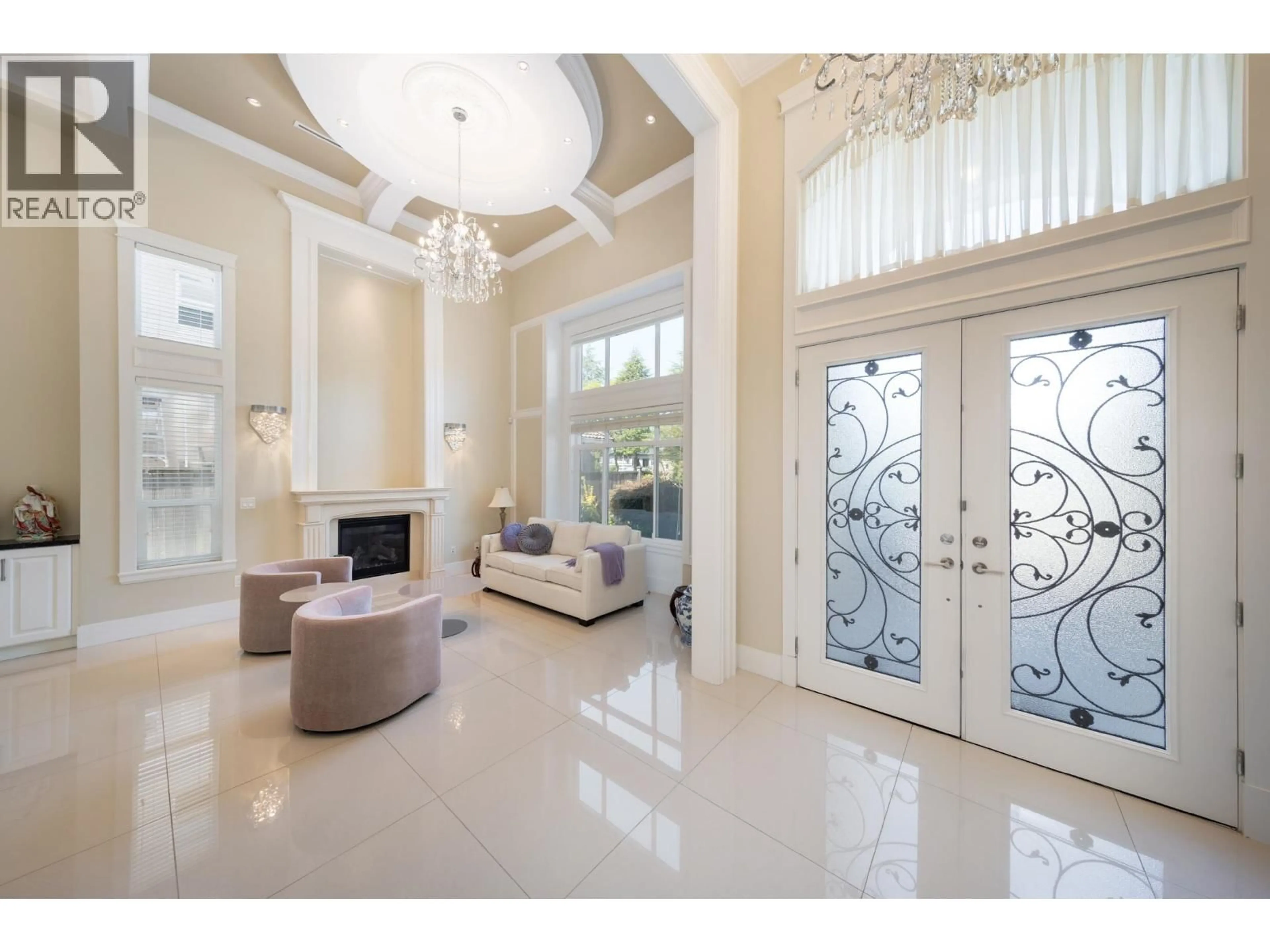 Indoor entryway for 6160 GRANVILLE AVENUE, Richmond British Columbia V7C1G1