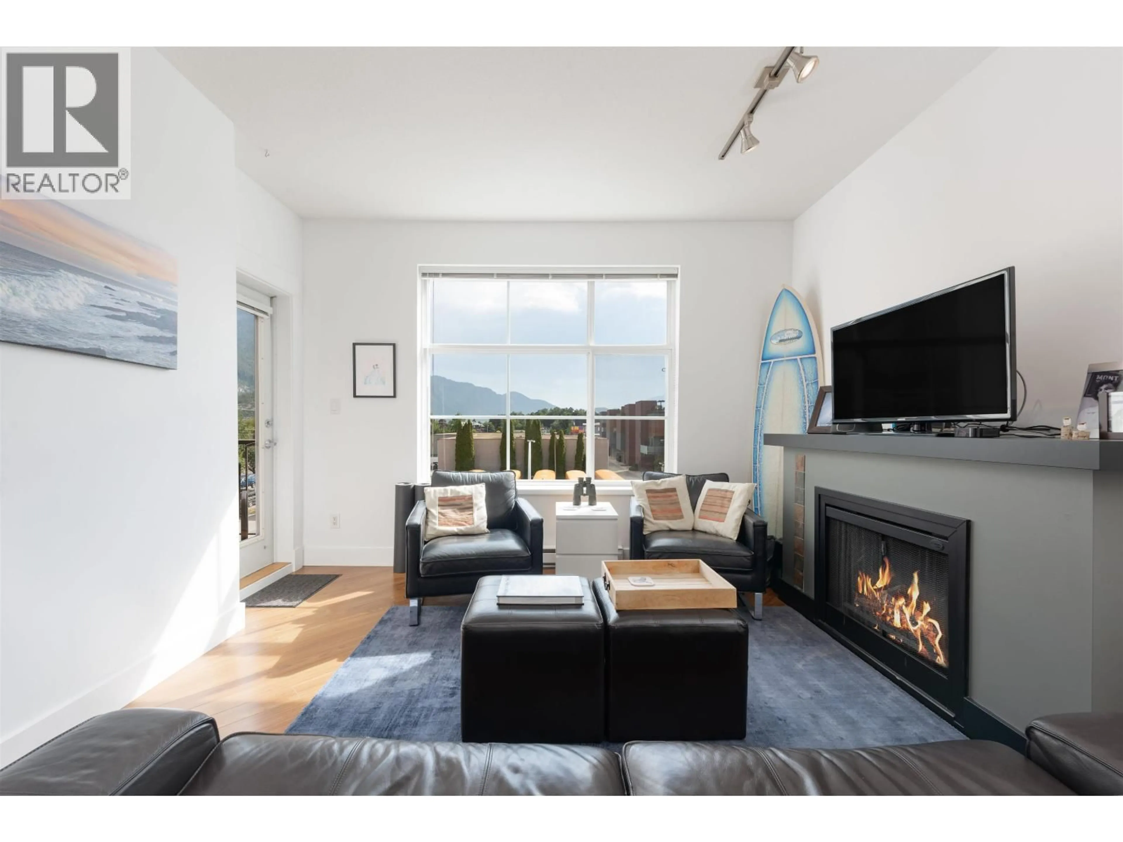 Living room with furniture, unknown for 301 - 1336 MAIN STREET, Squamish British Columbia V8B0R2
