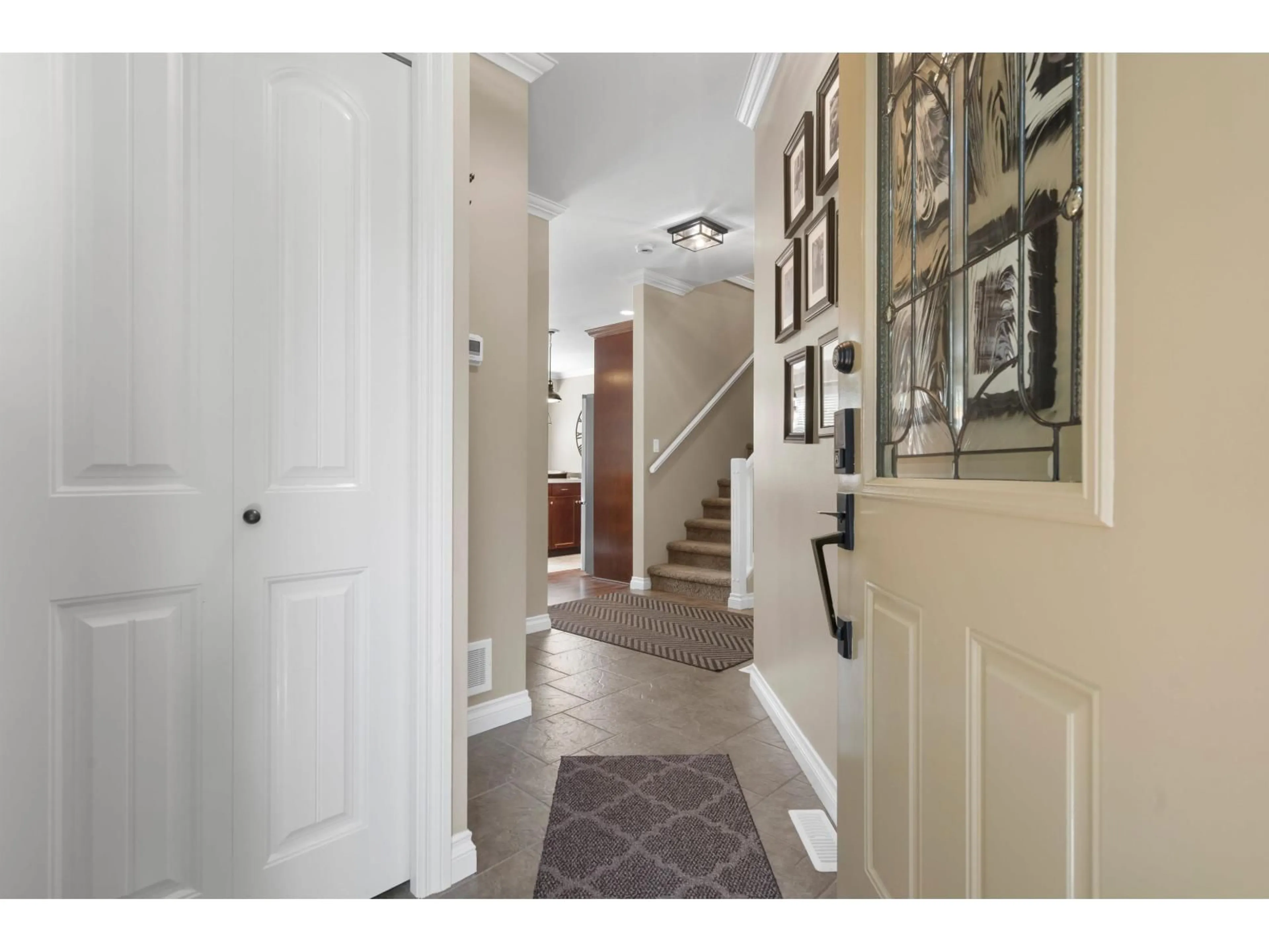 Indoor entryway for 14 - 1854 HEATH ROAD, Agassiz British Columbia V0M1A2
