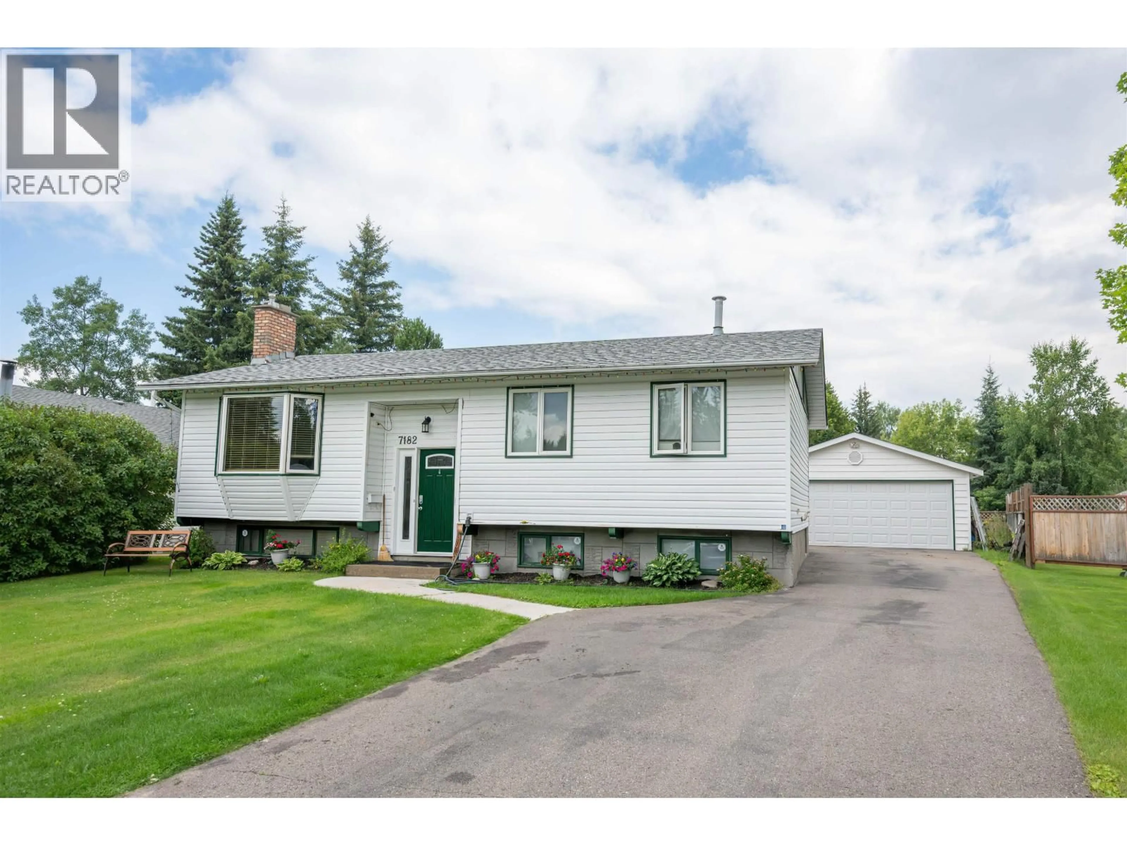 Home with vinyl exterior material, street for 7182 GUELPH PLACE, Prince George British Columbia V2N4A2