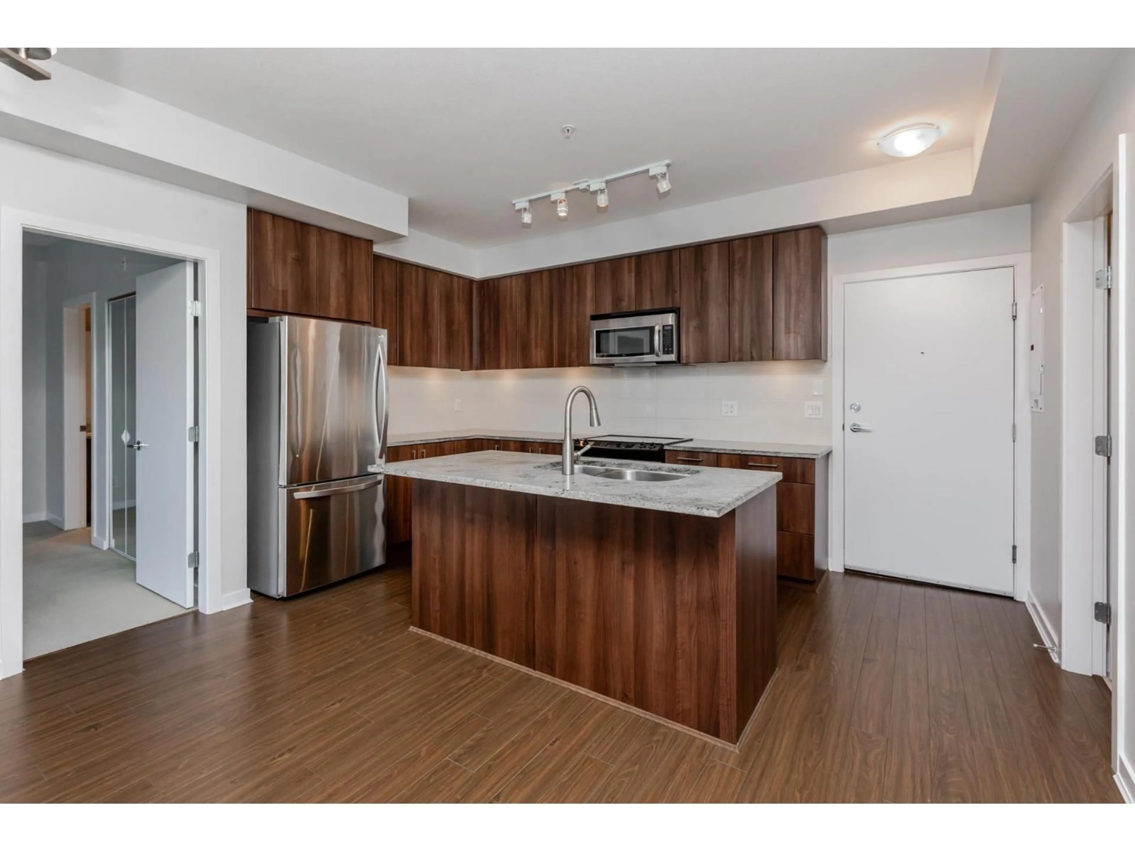 Standard kitchen, wood/laminate floor for 215 - 6460 194, Langley British Columbia V3S1T1