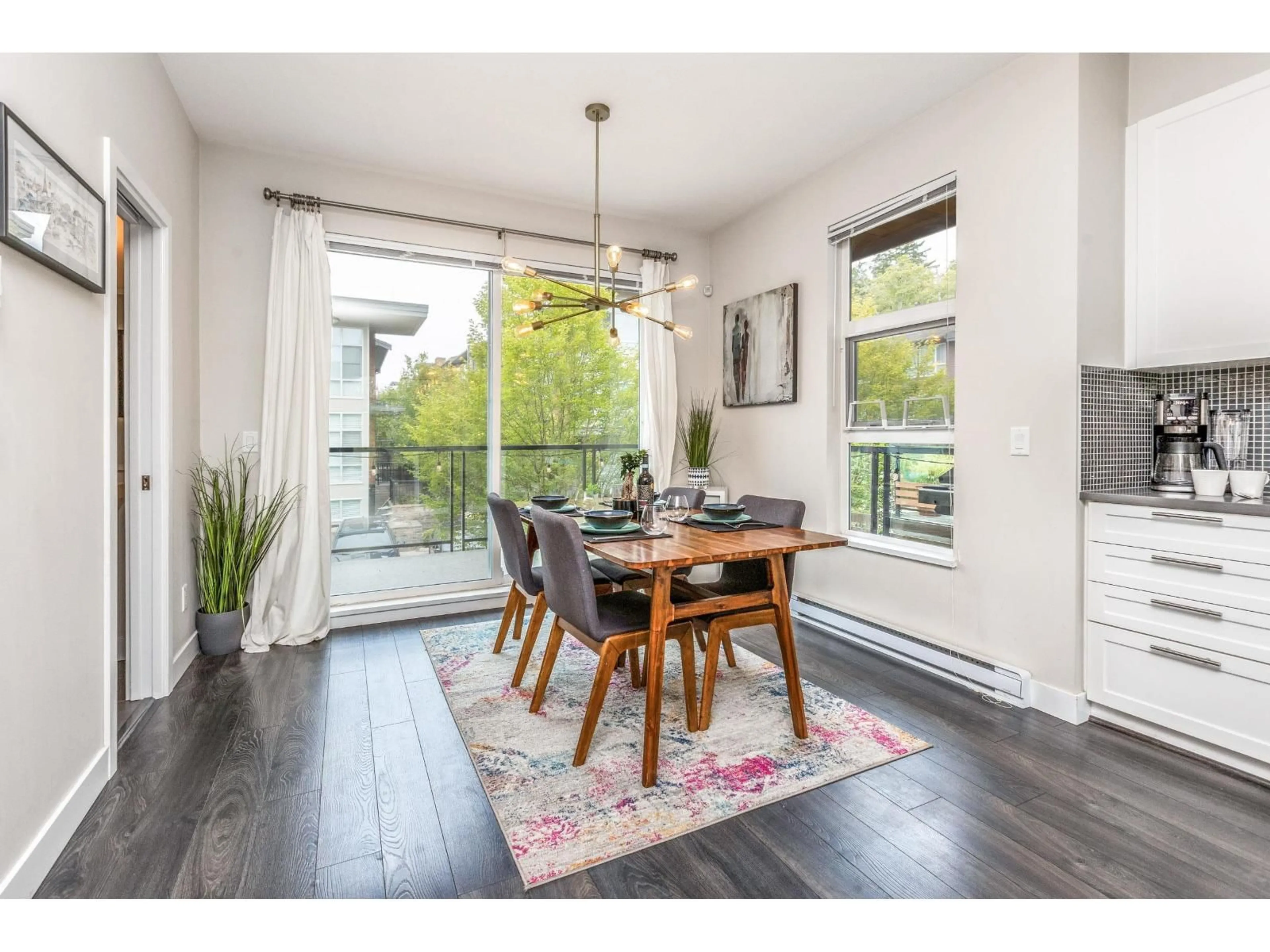 Dining room, wood/laminate floor for 164 - 2228 162, Surrey British Columbia V3Z6P4
