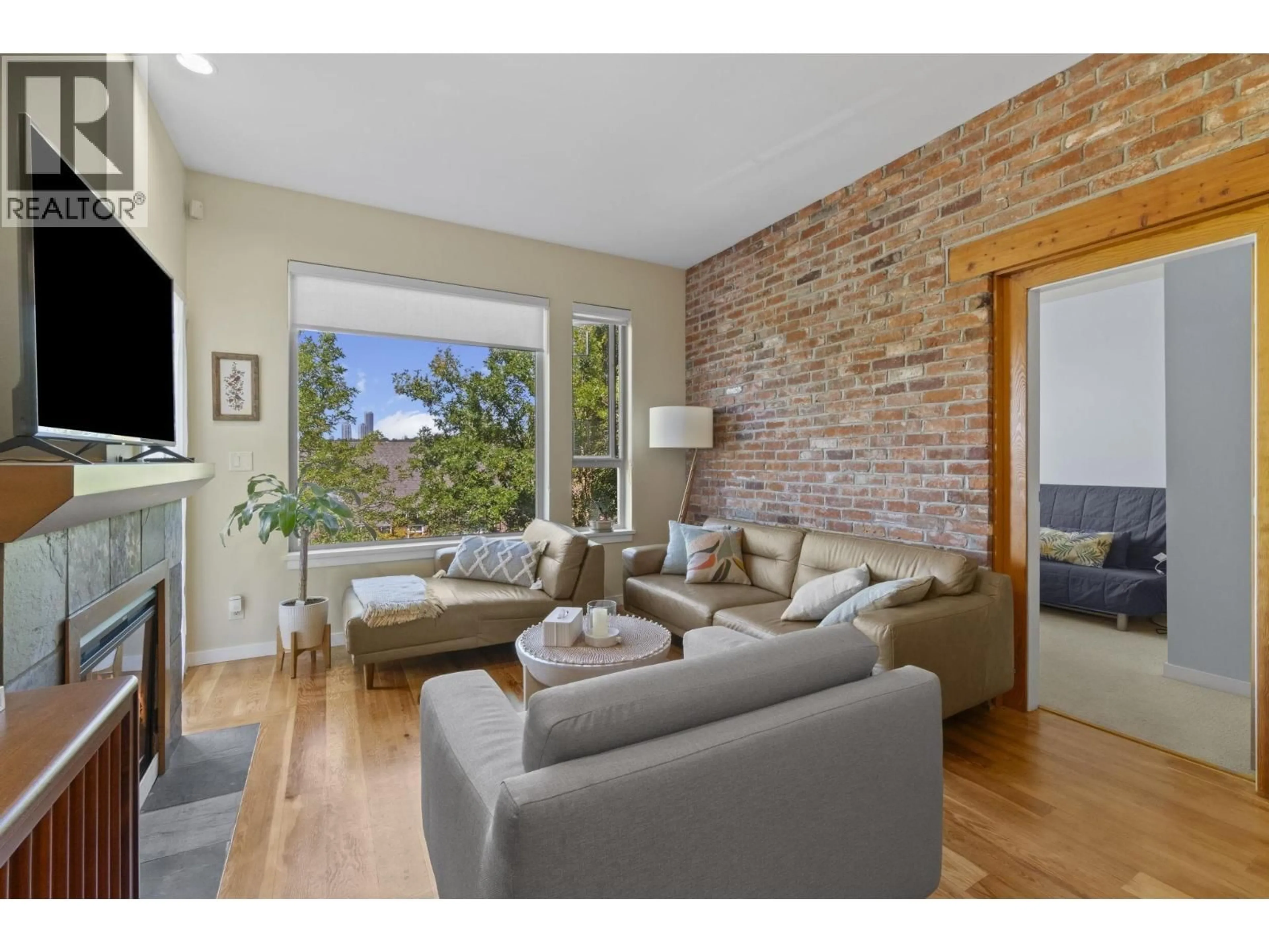 Living room with furniture, unknown for 302 - 250 SALTER STREET, New Westminster British Columbia V3M0B7