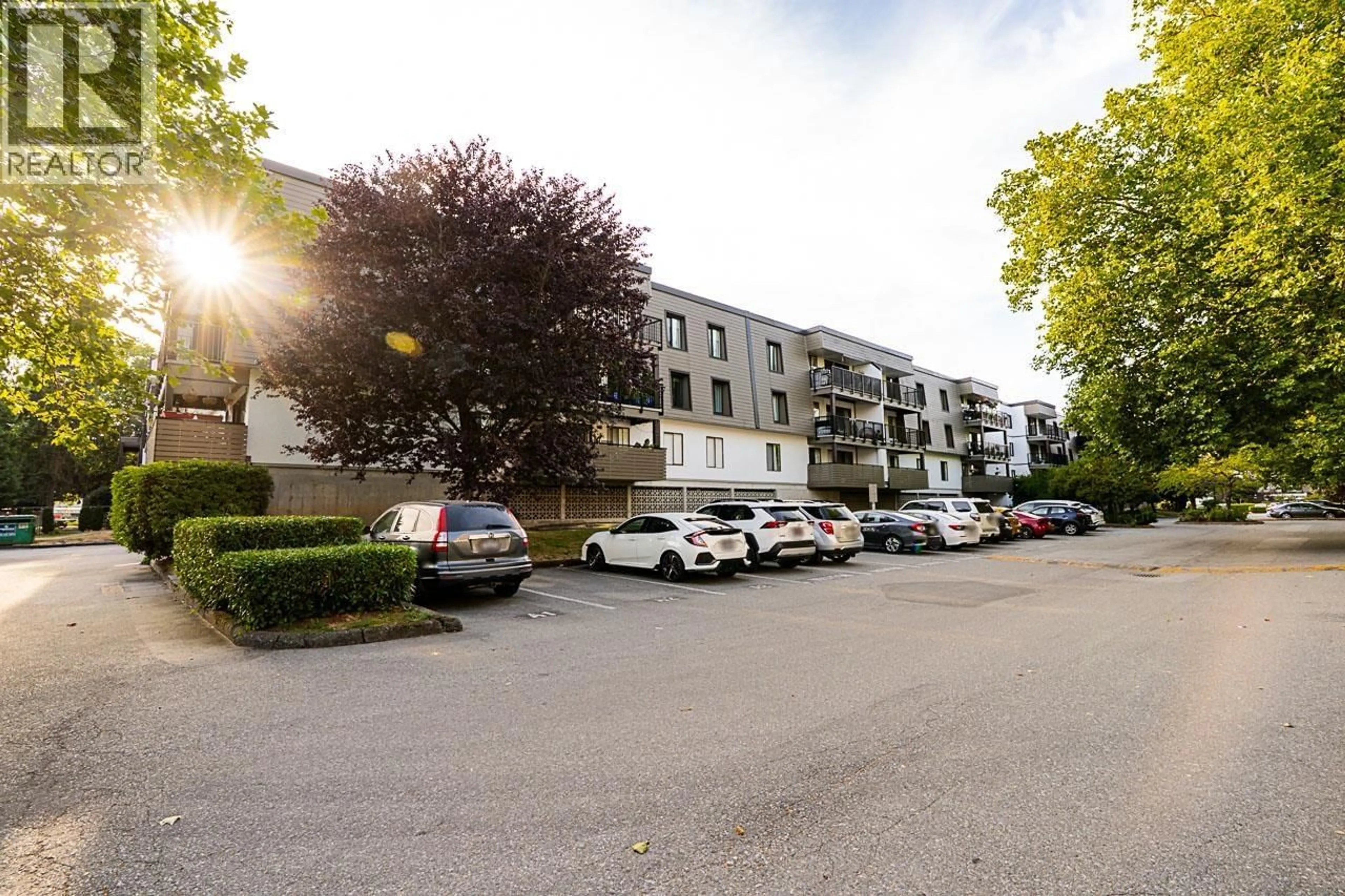 A pic from outside/outdoor area/front of a property/back of a property/a pic from drone, street for 128 - 8860 NO. 1 ROAD, Richmond British Columbia V7C4C2