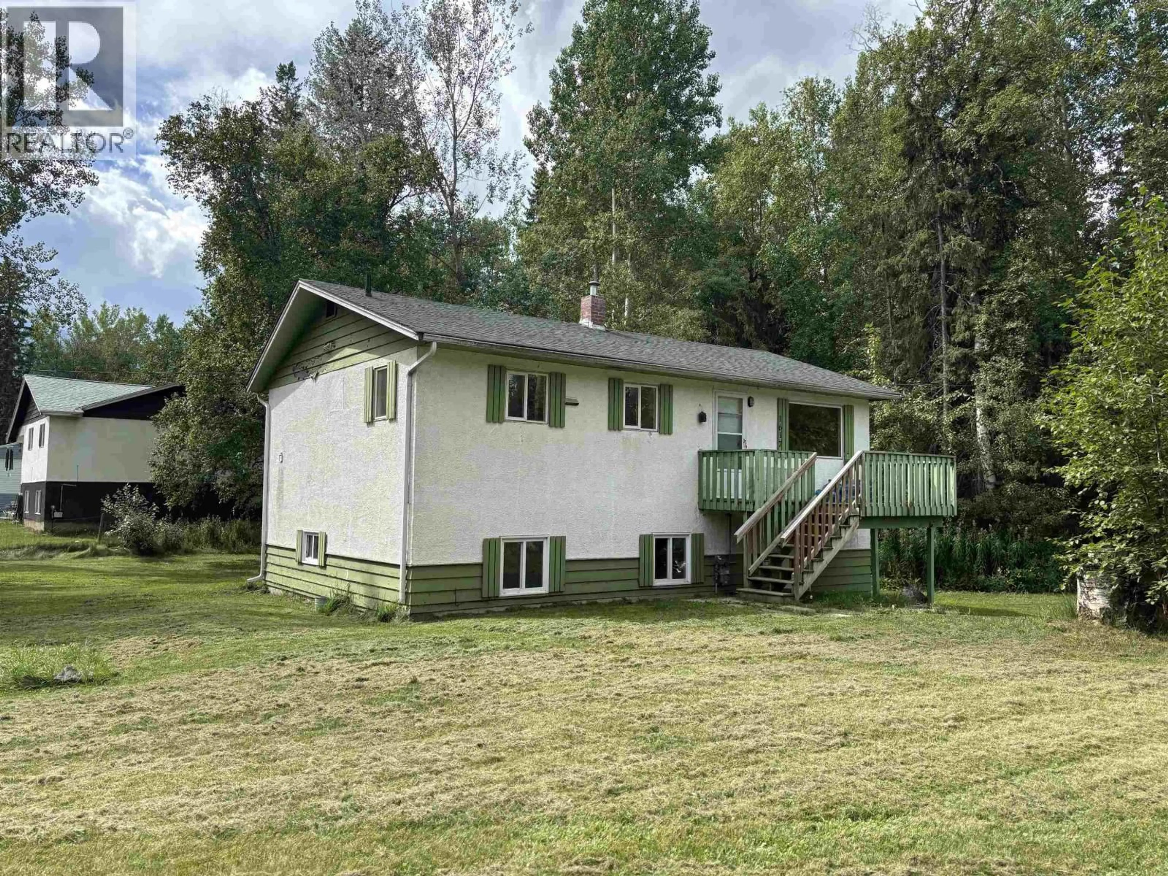 Home with vinyl exterior material, unknown for 1617 ARBUTUS ROAD, Quesnel British Columbia V2J4N1