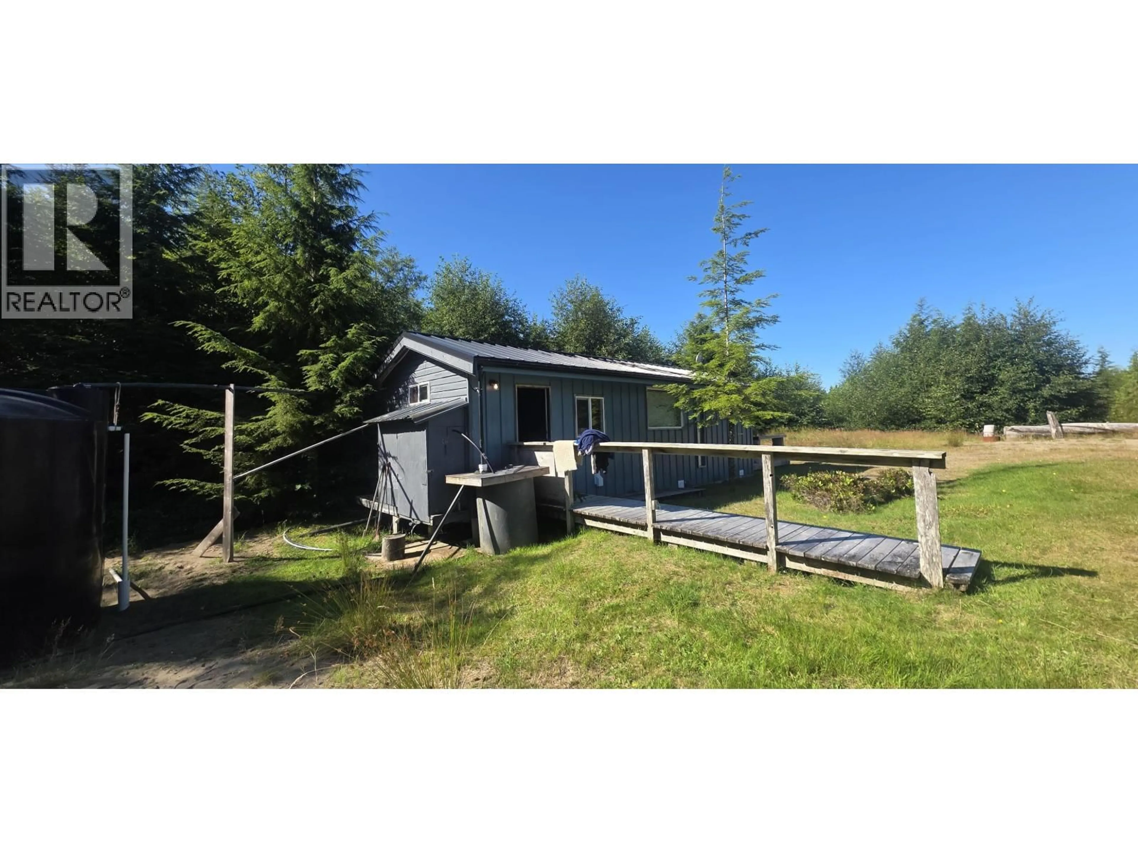 Shed for 65930 16 HIGHWAY, Daajing Giids Rural British Columbia V0T1M0